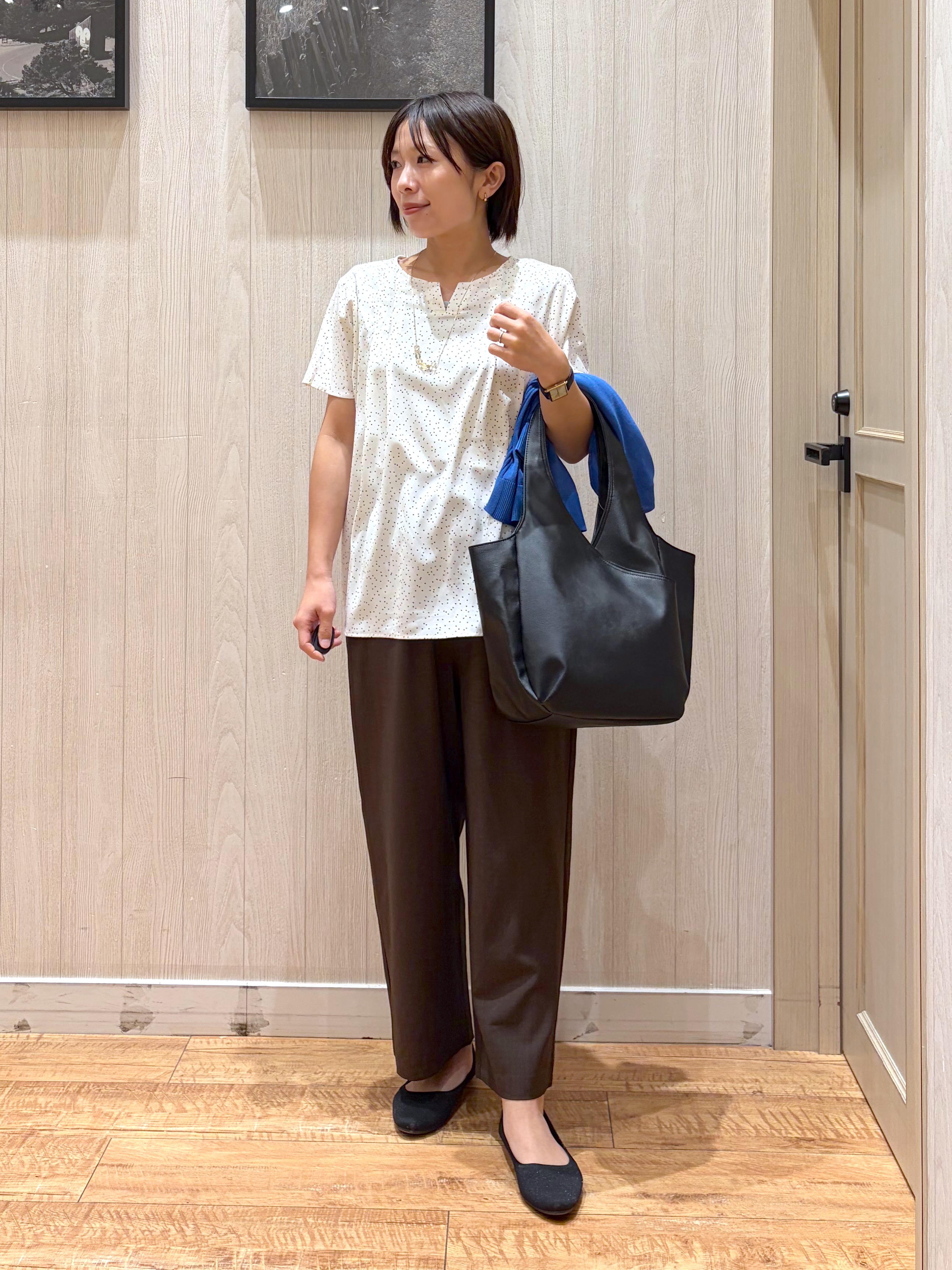 shirayuuuさんの「SHOO･LA･RUE｜【洗濯機可/S-LL】オンにもオフにも マルチに使えるボタンレスカーディガン」を使ったコーディネート