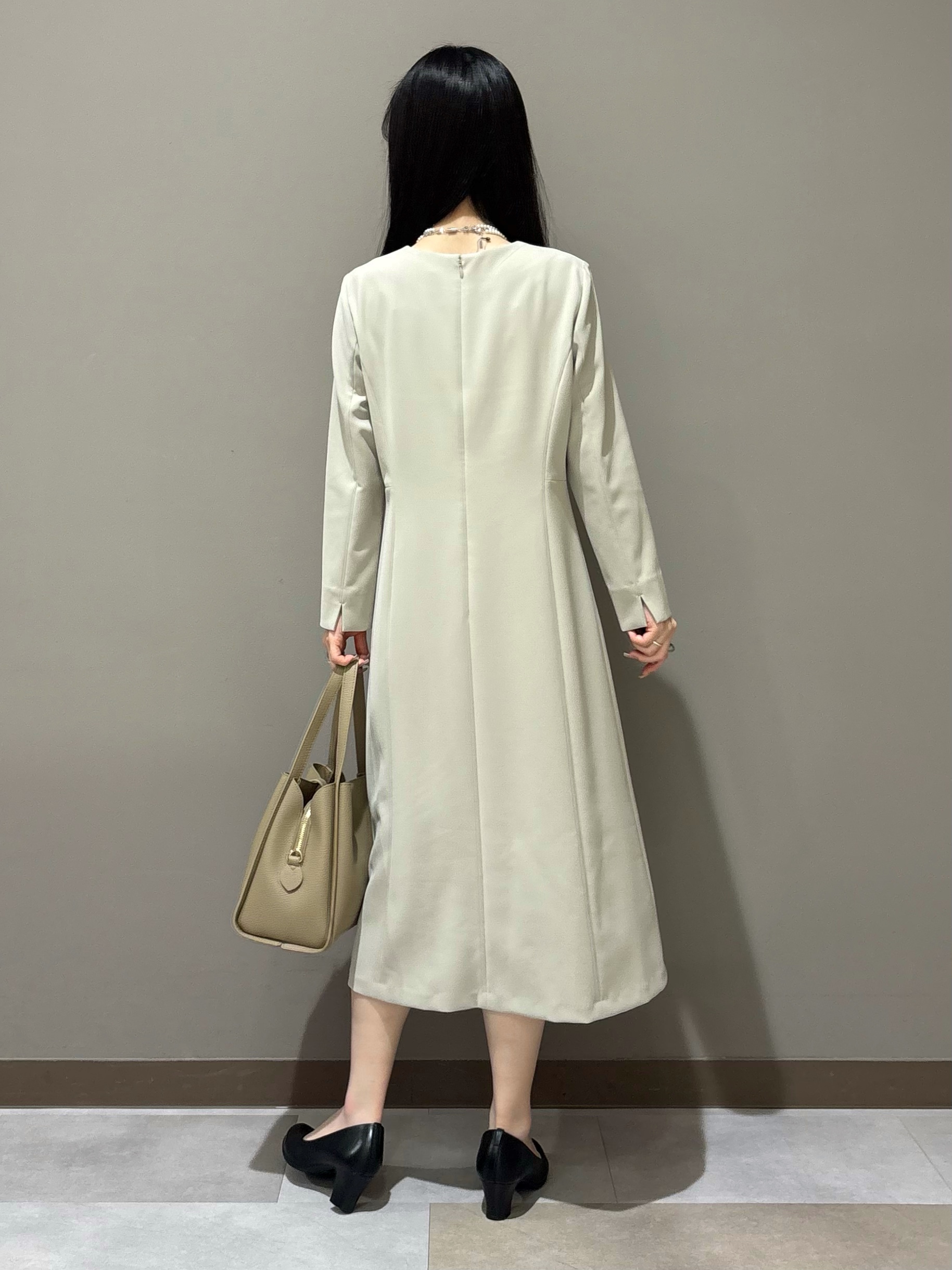 KEIKOさんの「INDIVI｜【上品光沢／SETUP可能】スタイルUPワンピース」を使ったコーディネート