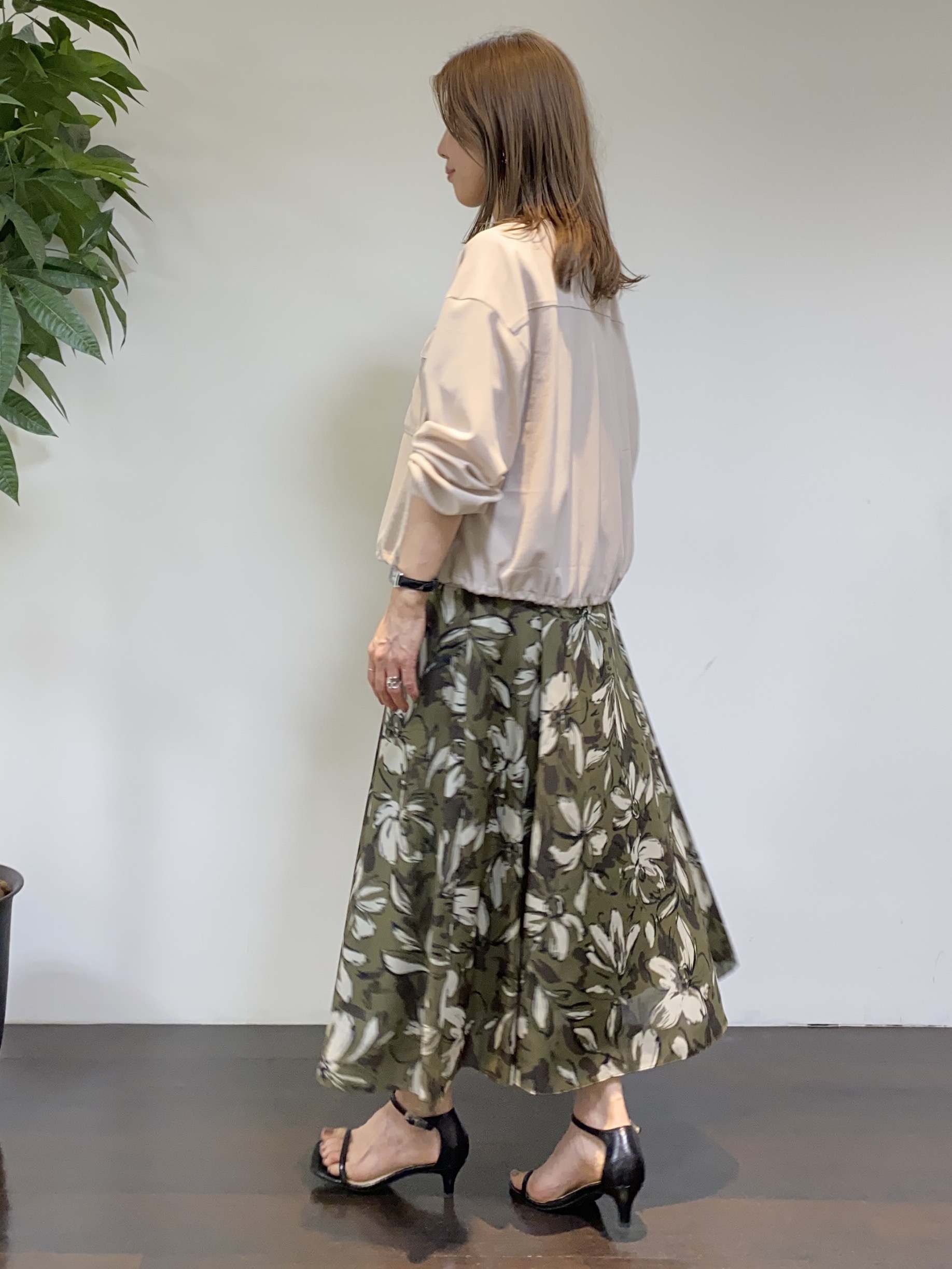 tomoさんの「UNTITLED｜◆【洗える】シアーブルゾン」を使ったコーディネート
