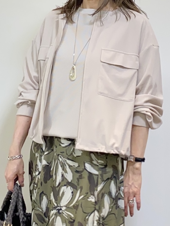tomoさんの「UNTITLED｜◆【洗える】シアーブルゾン」を使ったコーディネート