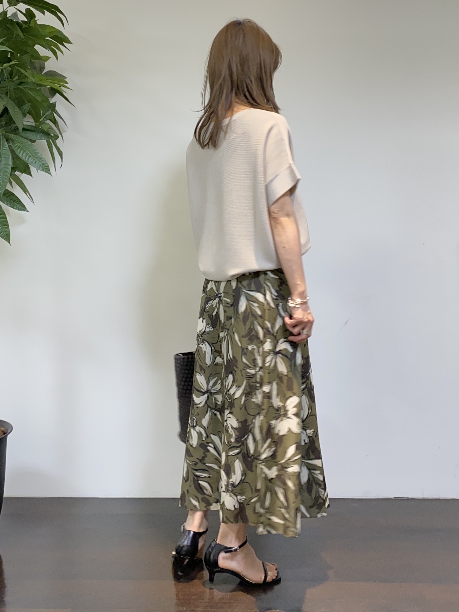 tomoさんの「UNTITLED｜◆【洗える】シアーブルゾン」を使ったコーディネート