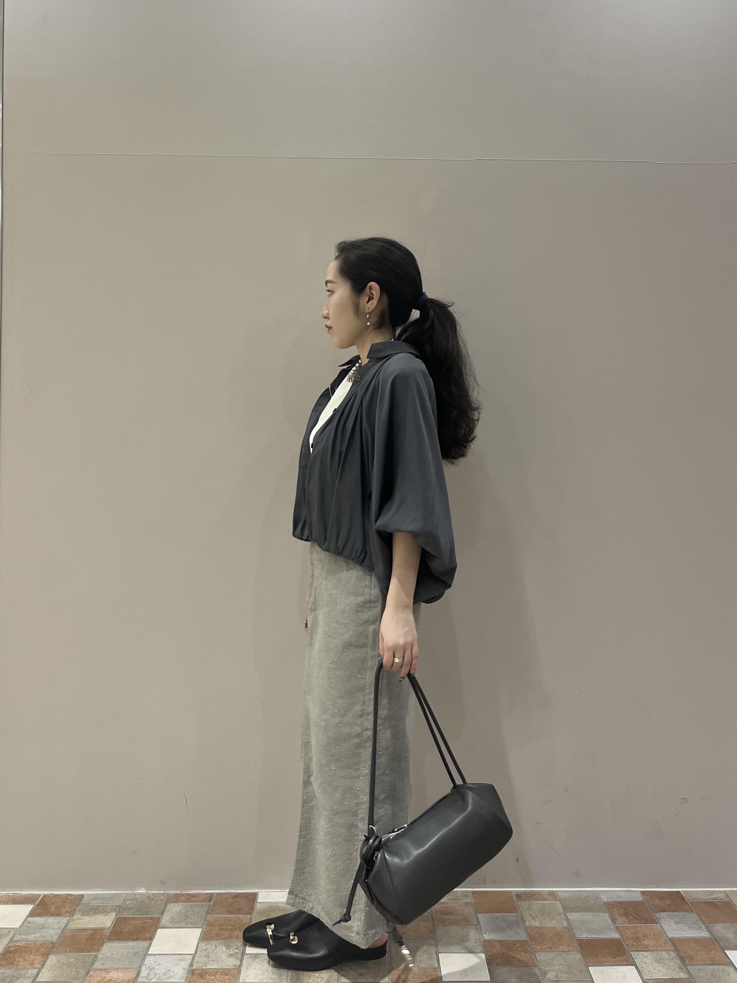 Uminoさんの「INDIVI｜バルーンシアーブラウス【接触冷感】」を使ったコーディネート