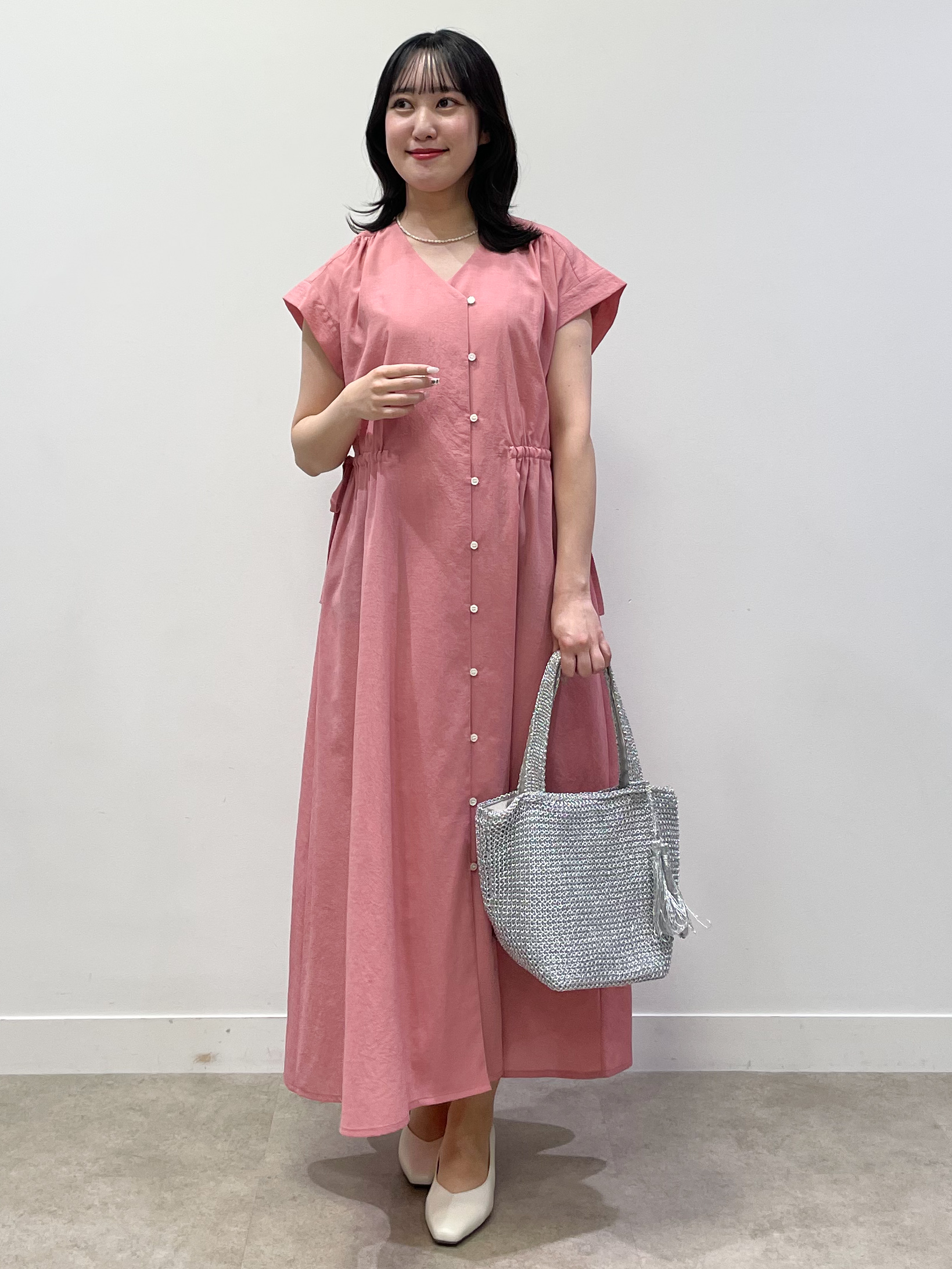 yukariさんの「Reflect｜【マシンウォッシャブル】フロントボタンワンピース」を使ったコーディネート