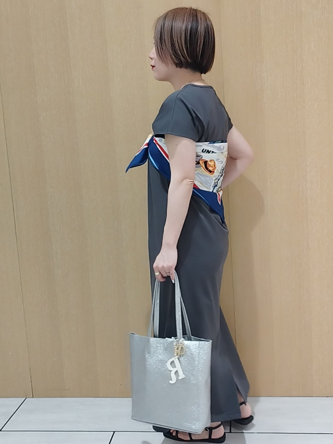 s u g iさんの「UNTITLED｜【接触冷感/UVカット/遮熱/抗菌防臭】ライトプレーティングワンピース」を使ったコーディネート