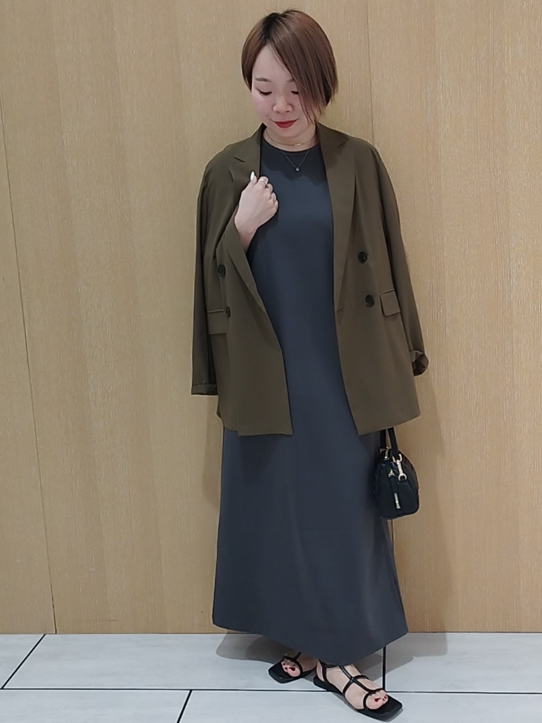 s u g iさんの「UNTITLED｜◆【セットアップ可/接触冷感/通気性】ドライシアーダブルジャケット」を使ったコーディネート