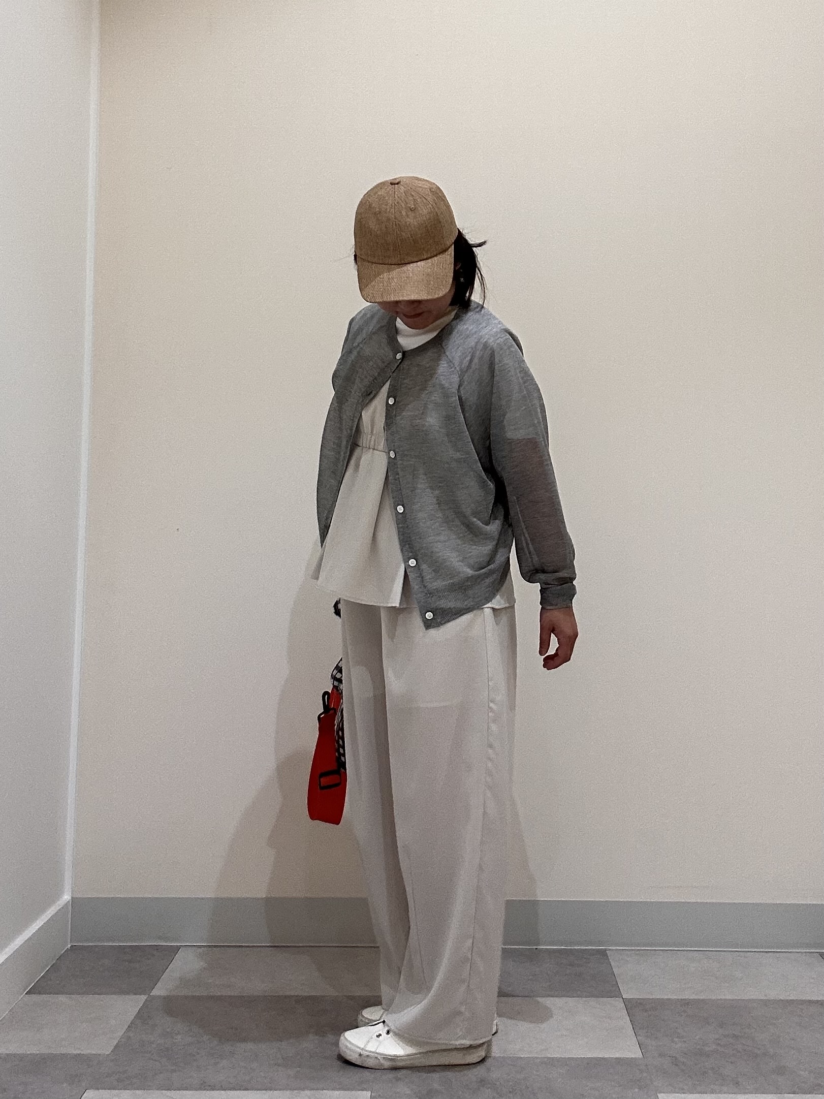 Aiさんの「Dessin｜【UVカット/接触冷感】カーヴィシルエットパンツ」を使ったコーディネート