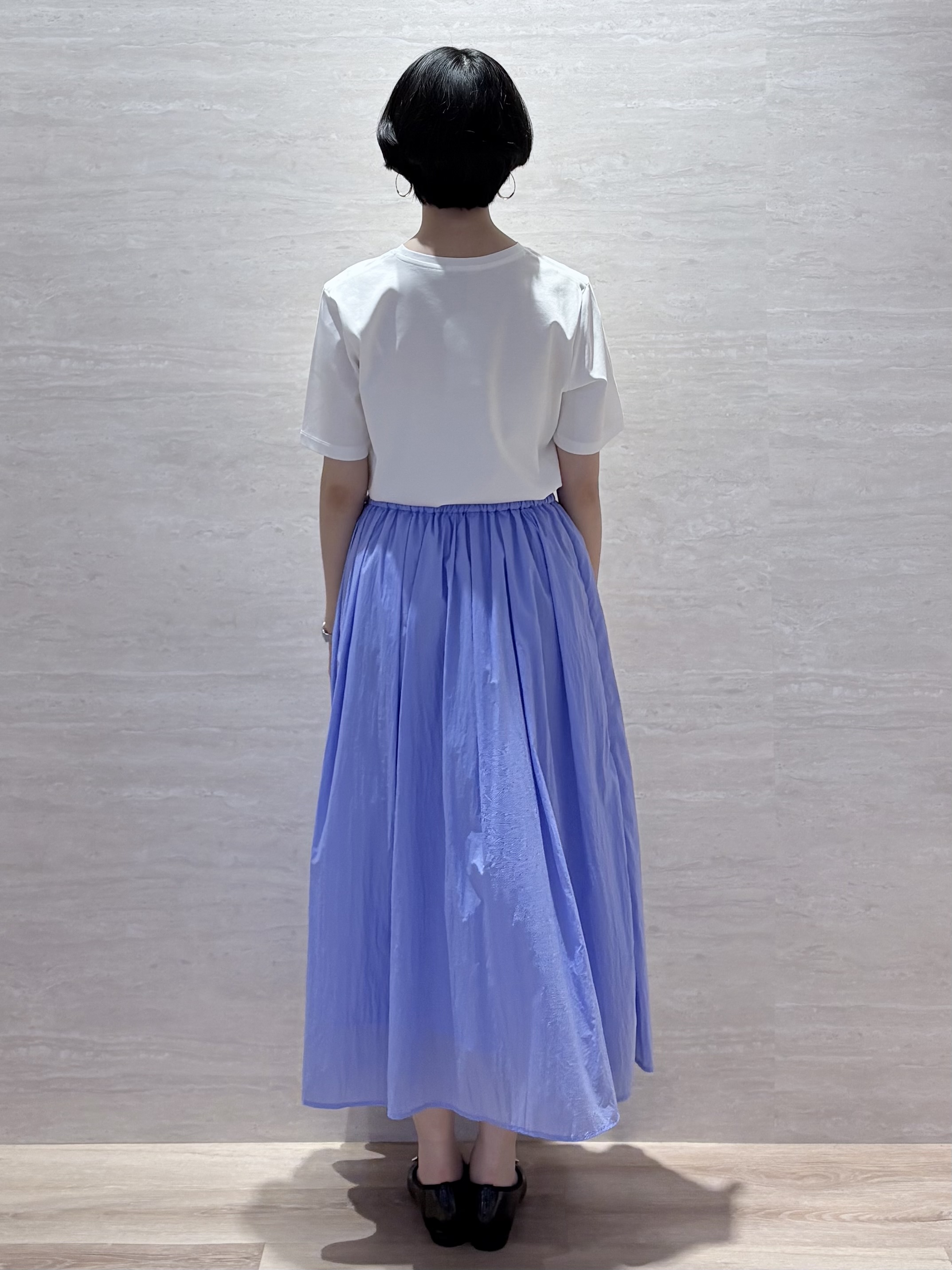 JIMAさんの「OPAQUE.CLIP｜オーガニックコットン混ベーシックTシャツ【洗濯機OK】《SS～LL》」を使ったコーディネート
