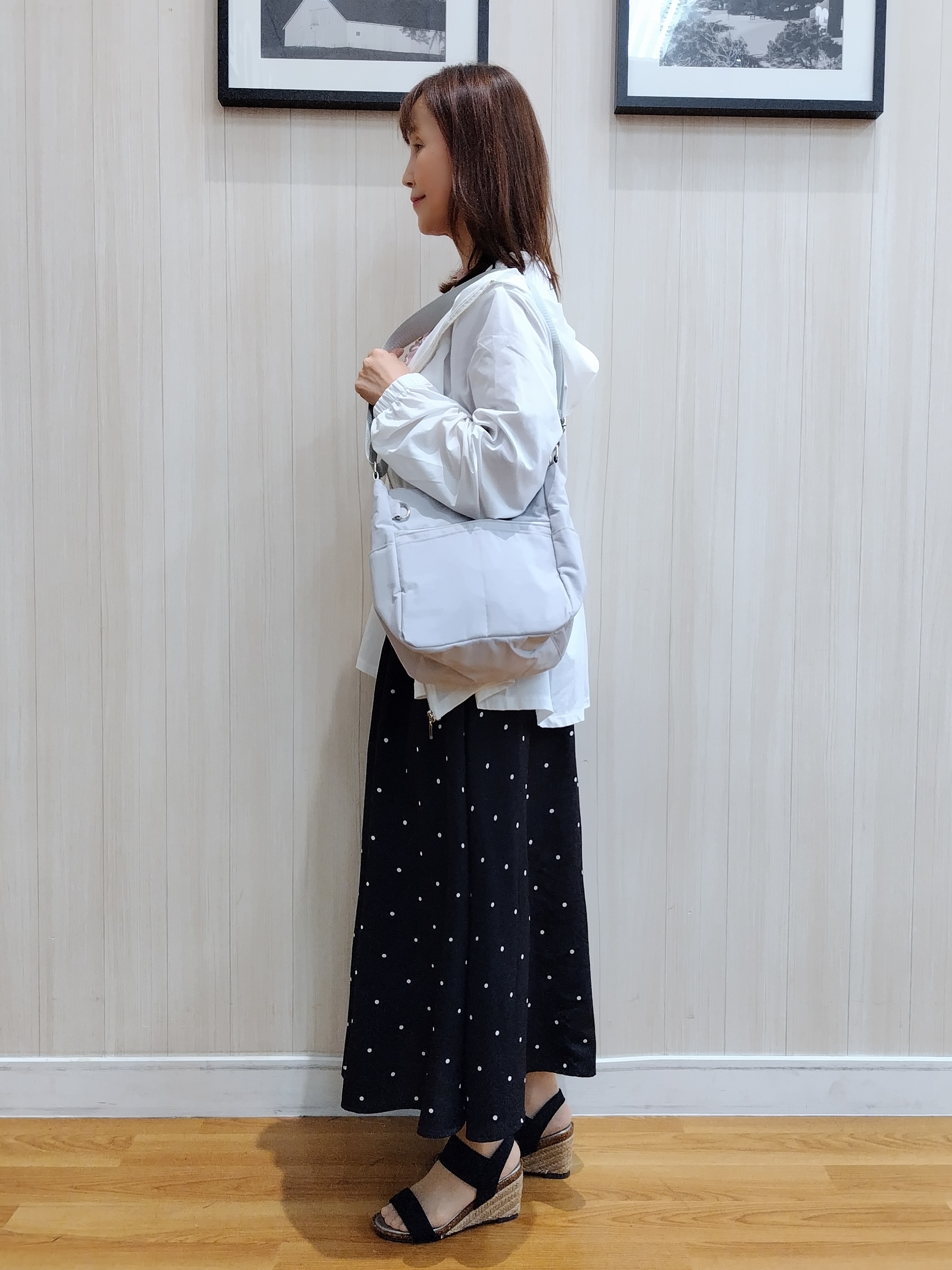 yseさんの「SHOO･LA･RUE｜【S-LL/体型カバー】日焼け対策にも女性らしさを UVカットペプラムパーカ」を使ったコーディネート