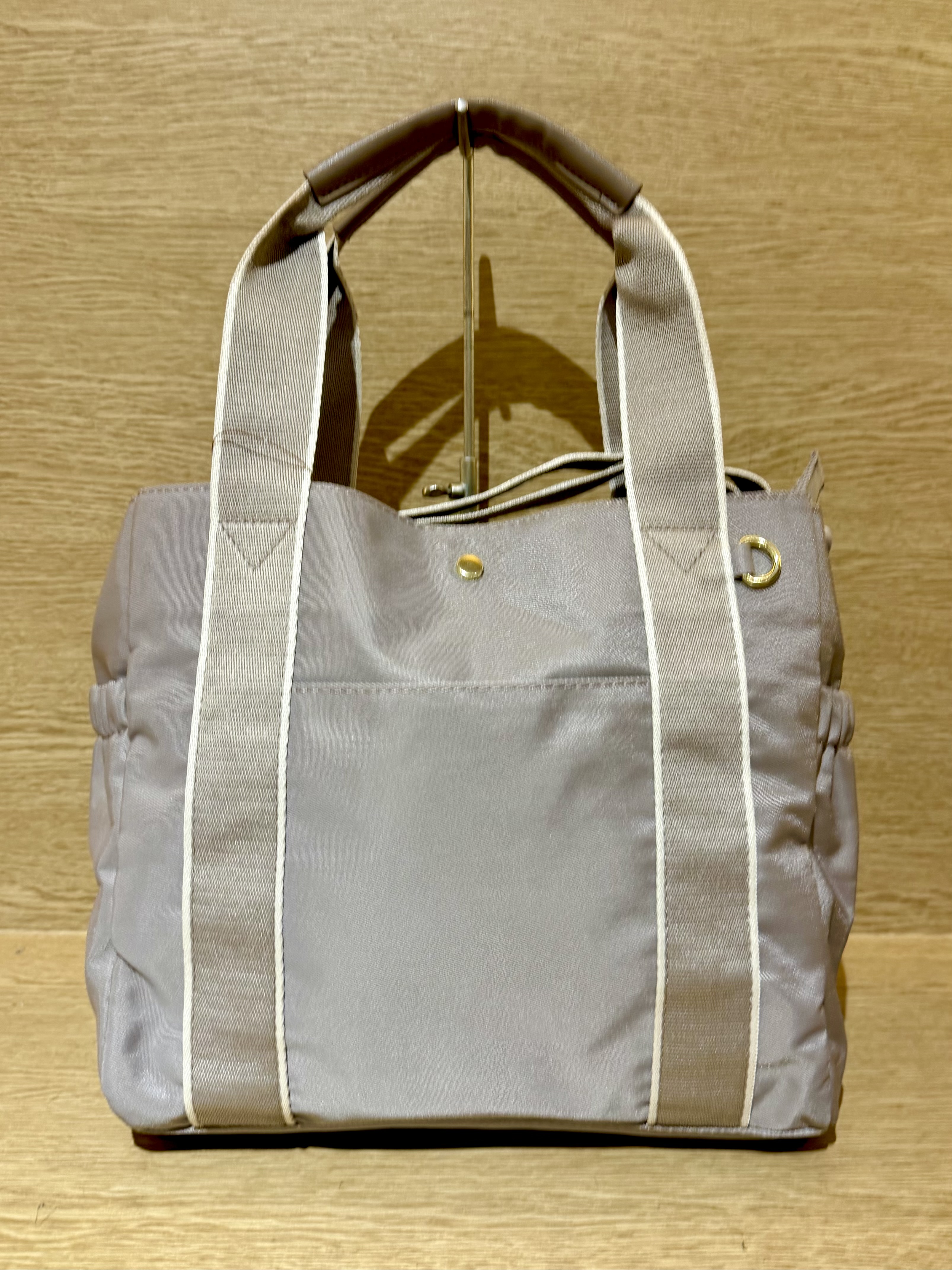 みーさんの「grove｜高評価！【体型カバー/洗える】袖布帛ポンチワンピース」を使ったコーディネート