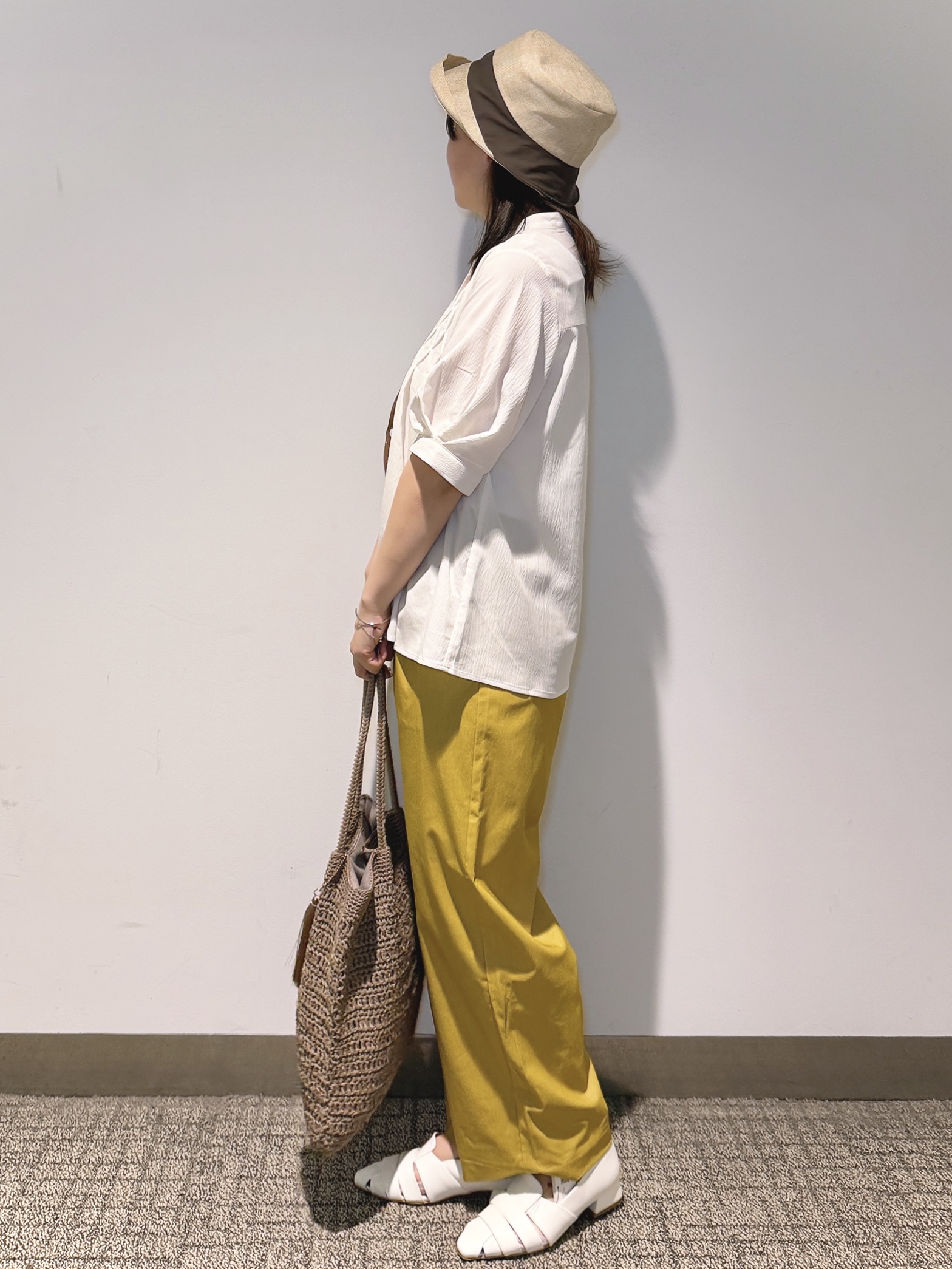 みーさんの「grove｜【貴島明日香さん着用/体型カバー】ON・OFF使えるスモッキングタックブラウス」を使ったコーディネート