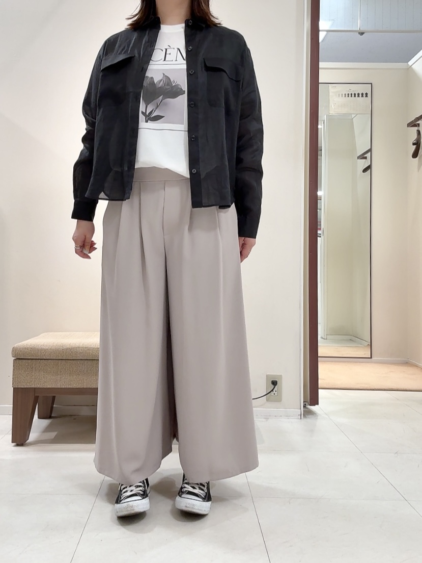 YUIさんの「UNTITLED｜【接触冷感】ドライタッチシャツ」を使ったコーディネート