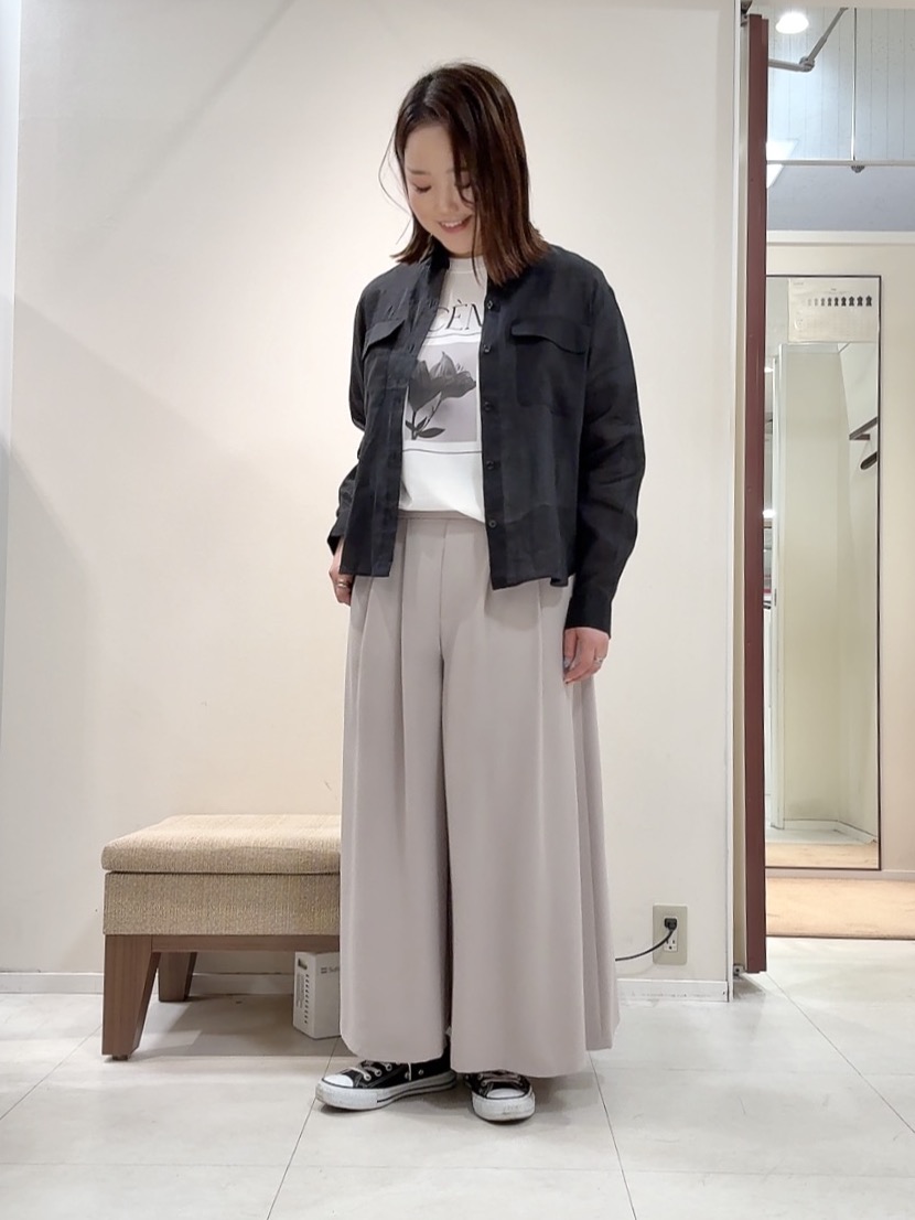 YUIさんの「UNTITLED｜【接触冷感】ドライタッチシャツ」を使ったコーディネート