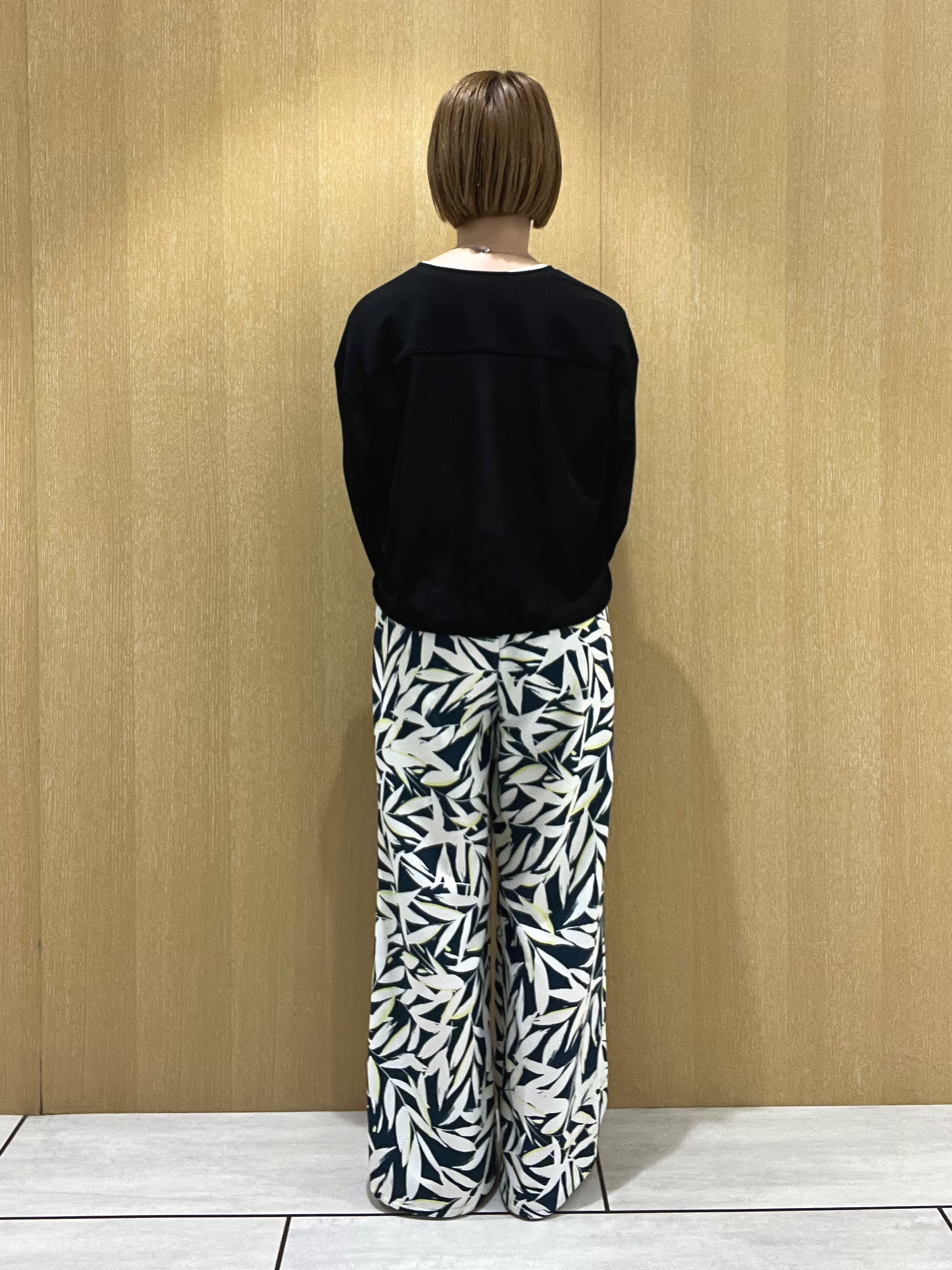 yoshieさんの「UNTITLED｜◆【古畑星夏さん着用/洗える】シアーブルゾン」を使ったコーディネート