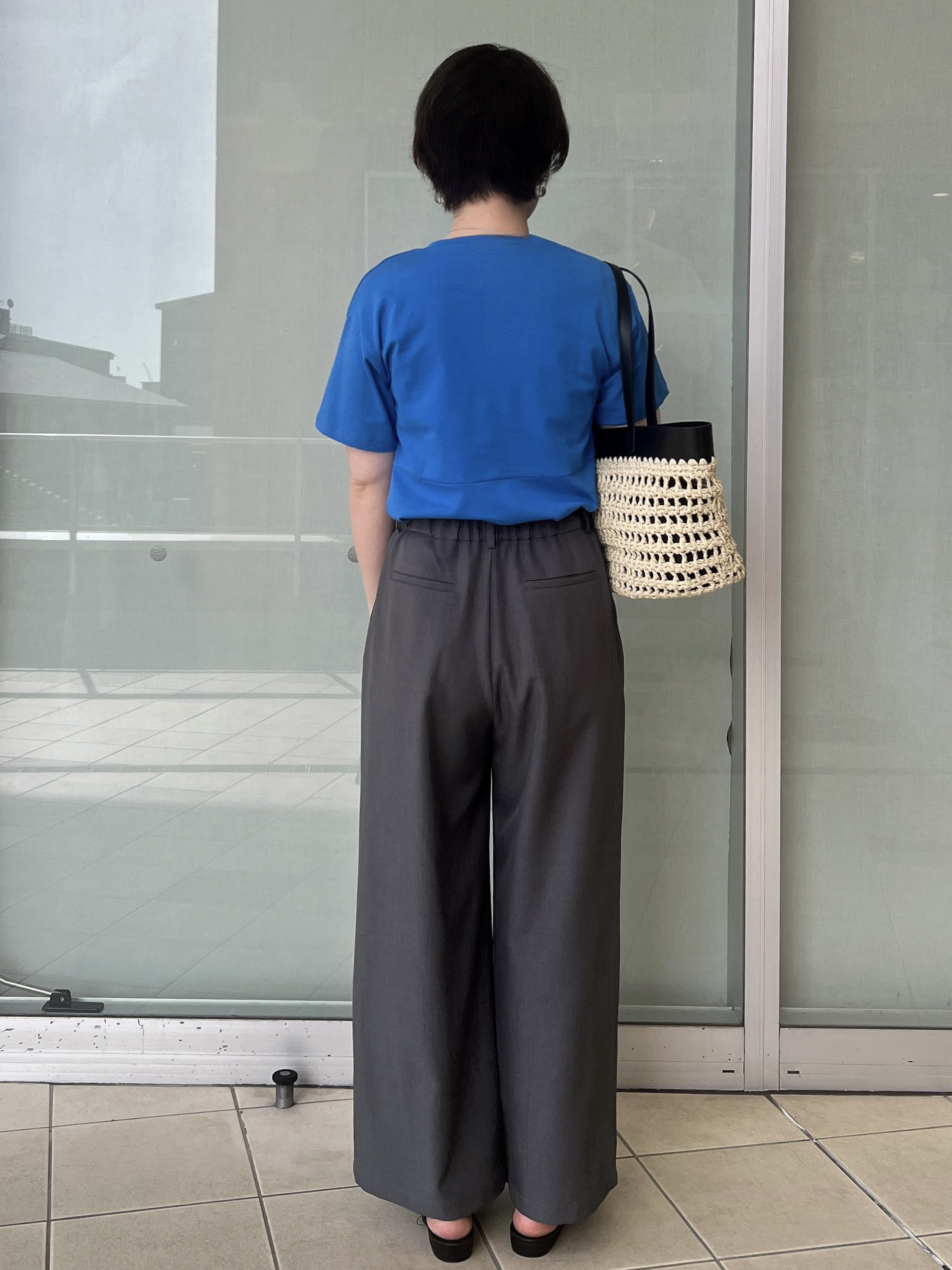 yo-koさんの「OPAQUE.CLIP｜【接触冷感】アシメフリルドッキングカットソー《洗濯機OK》」を使ったコーディネート