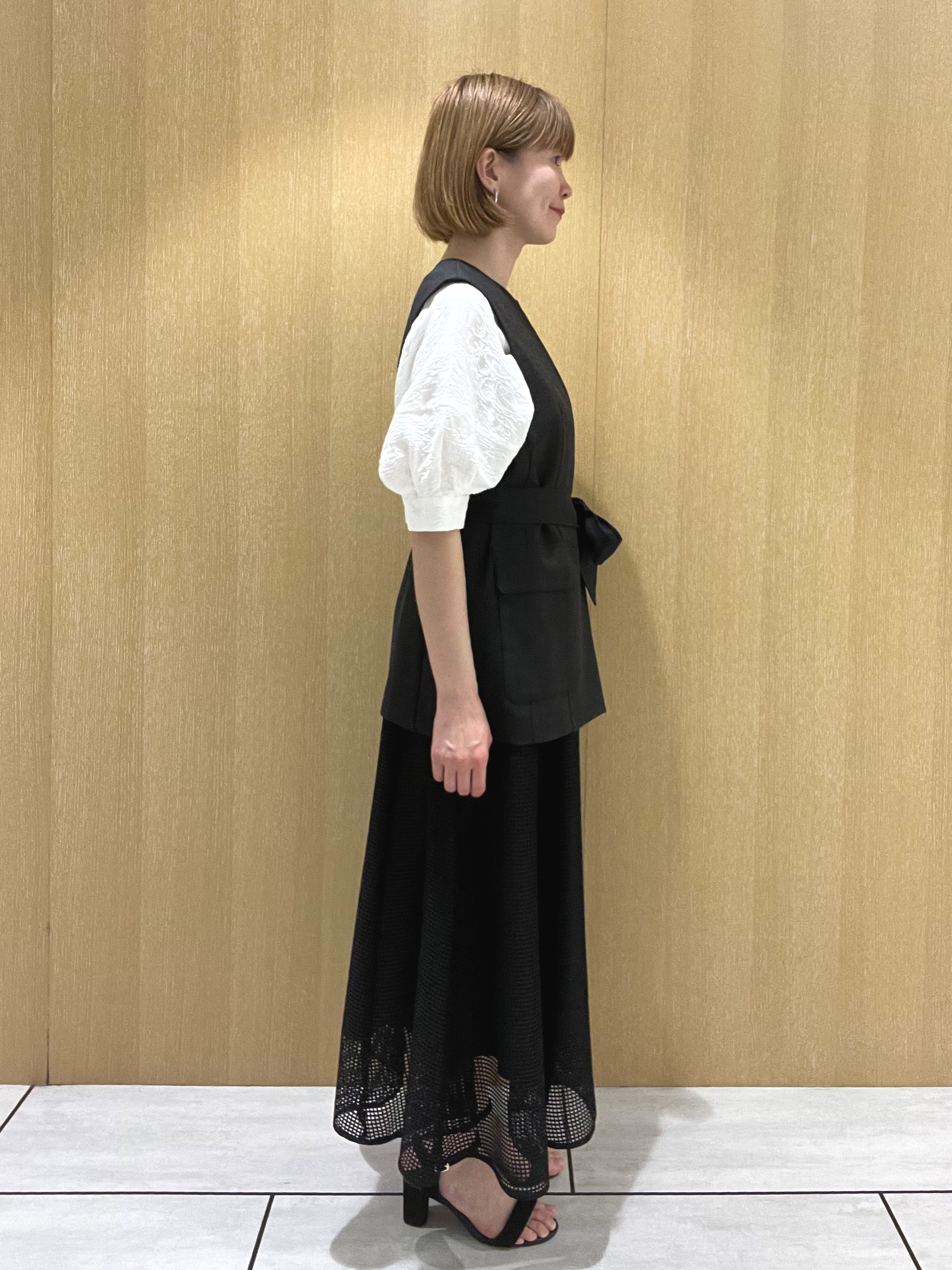 yoshieさんの「UNTITLED｜【洗える/ショート丈】ジャカードボートネックブラウス」を使ったコーディネート
