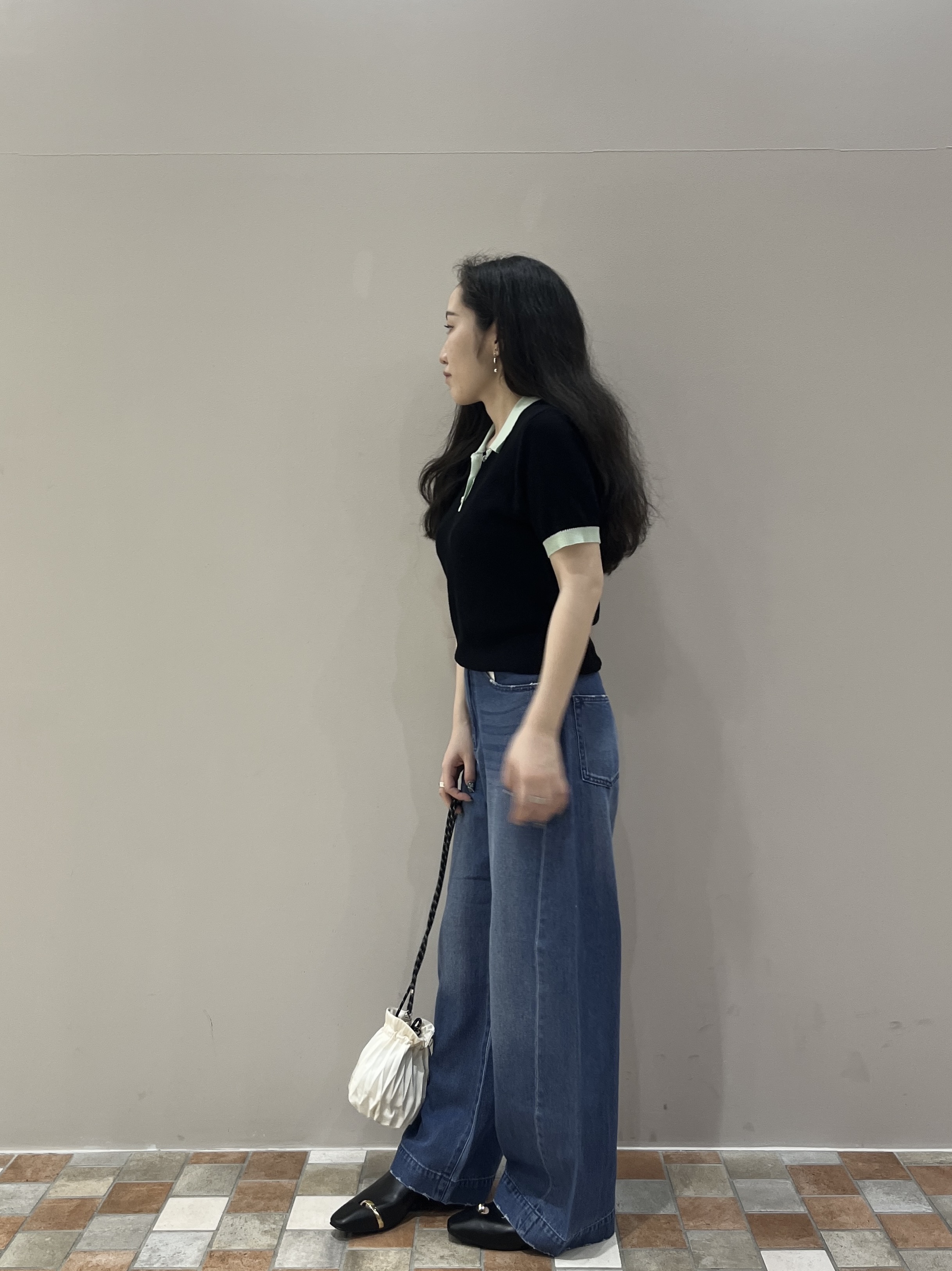 Uminoさんの「INDIVI｜ジャカードポロニット」を使ったコーディネート