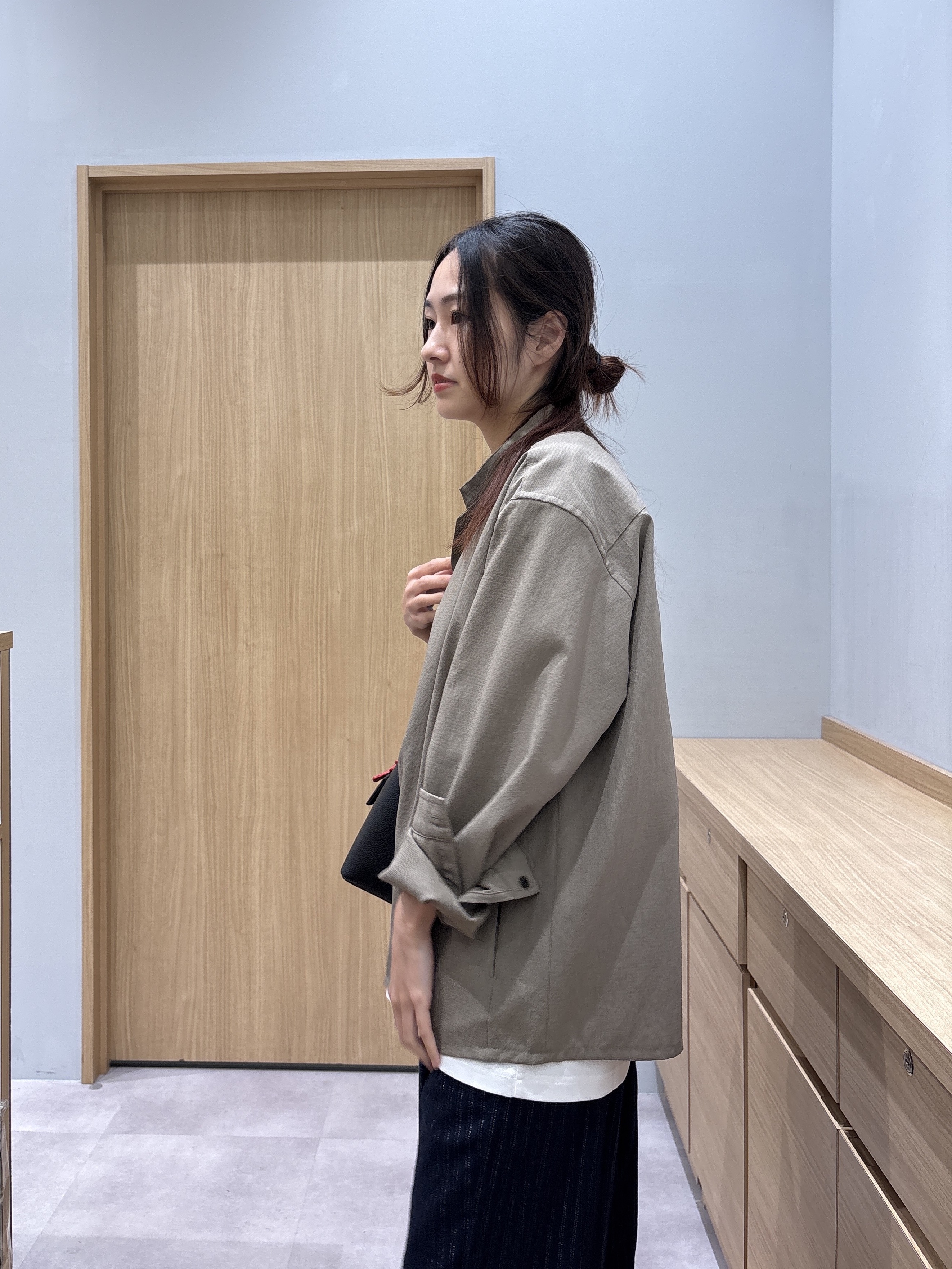 よぴさんの「TAKEO KIKUCHI｜【撥水・洗える・シワになりにくい】 リランチェ（R） シャツ」を使ったコーディネート