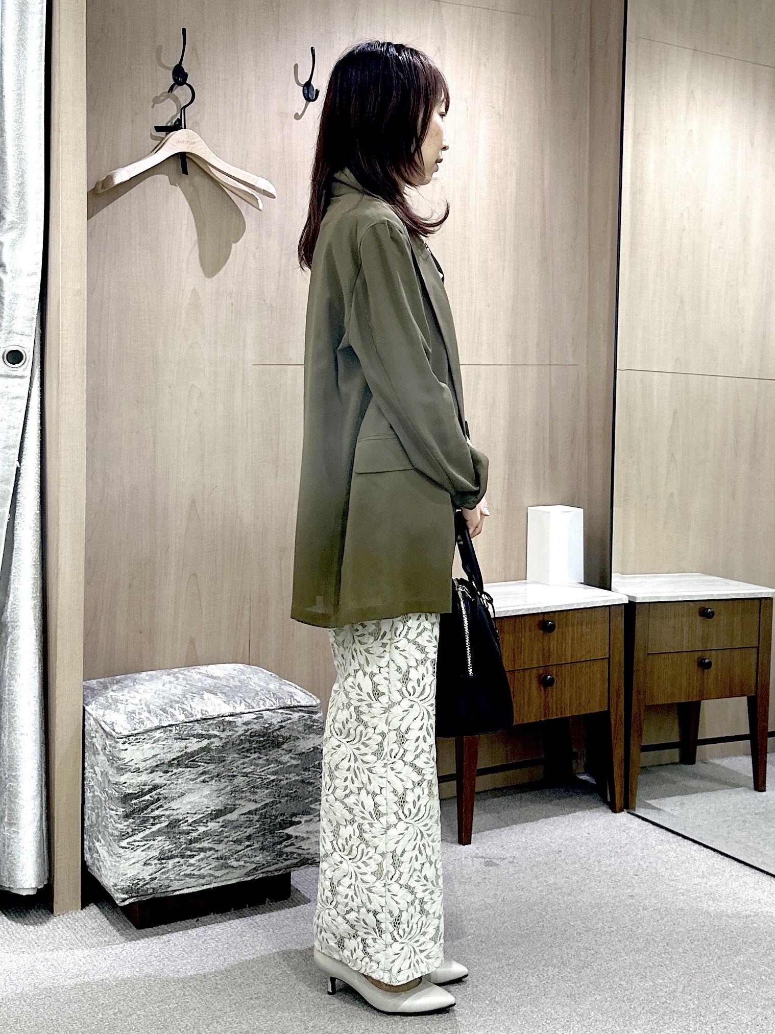 Miwaさんの「UNTITLED｜◆【セットアップ可/接触冷感/通気性】ドライシアーVネックジレ」を使ったコーディネート