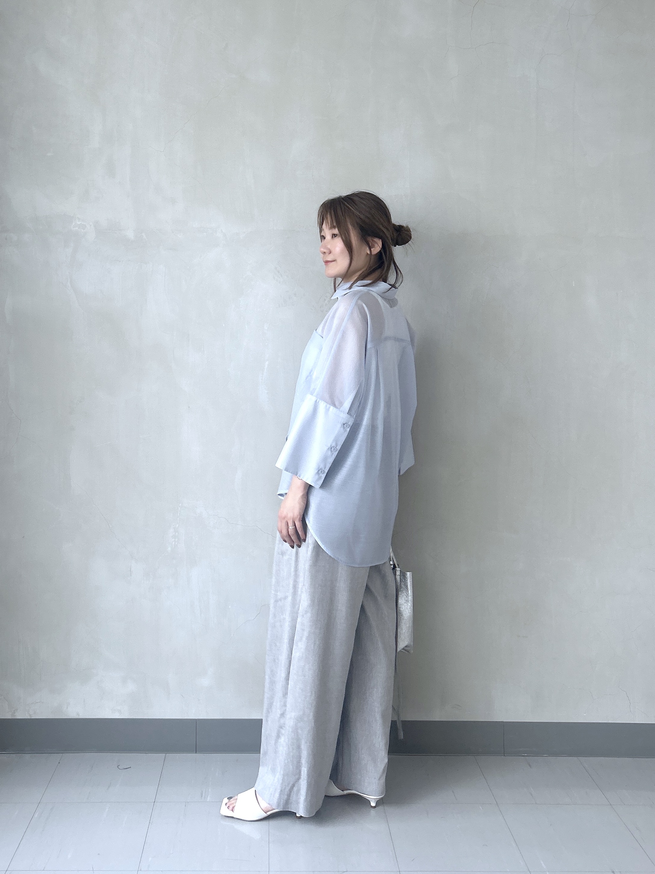 takaさんの「INDIVI｜【接触冷感】シアーコクーンブラウス」を使ったコーディネート