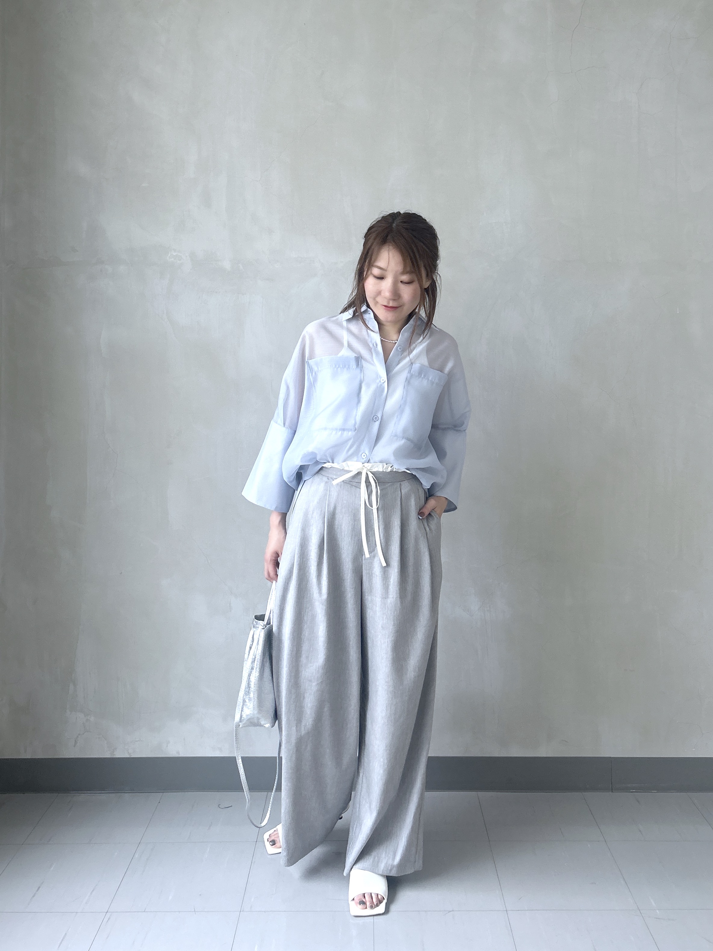 takaさんの「INDIVI｜【接触冷感】シアーコクーンブラウス」を使ったコーディネート