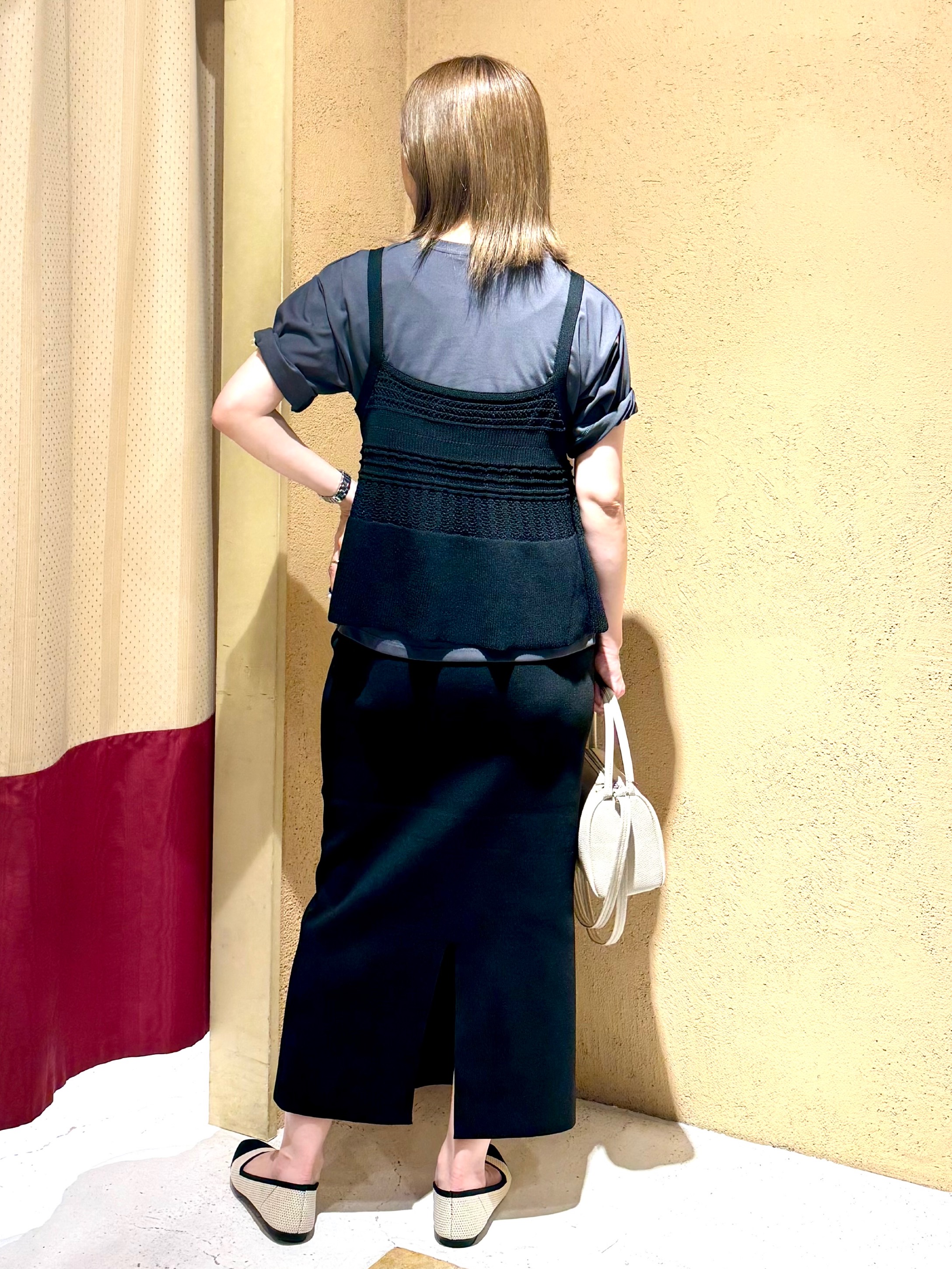 さち。さんの「grove｜【2点SET】着るだけで完成、透かし編みニットビスチェ&times;ブラウス」を使ったコーディネート