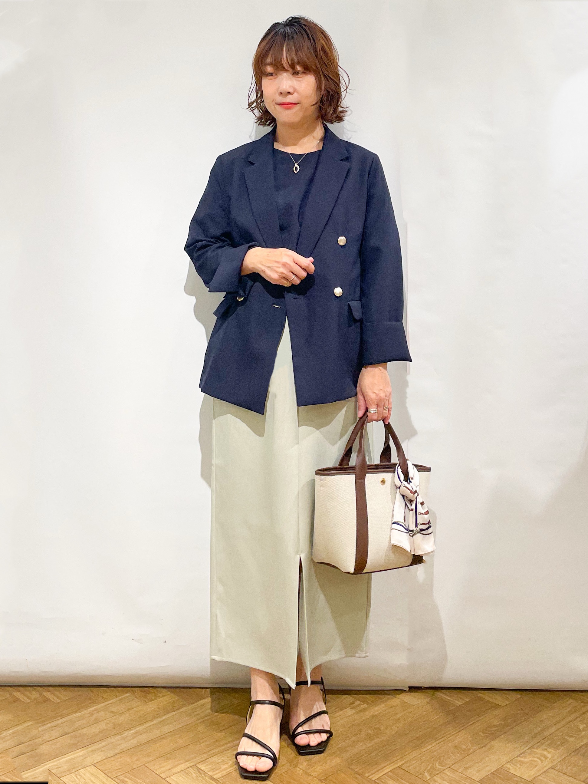 なかさんの「index｜【接触冷感／吸水速乾】タックパフスリーブブラウス《防シワ／洗濯機OK／XS～3L／8col》」を使ったコーディネート