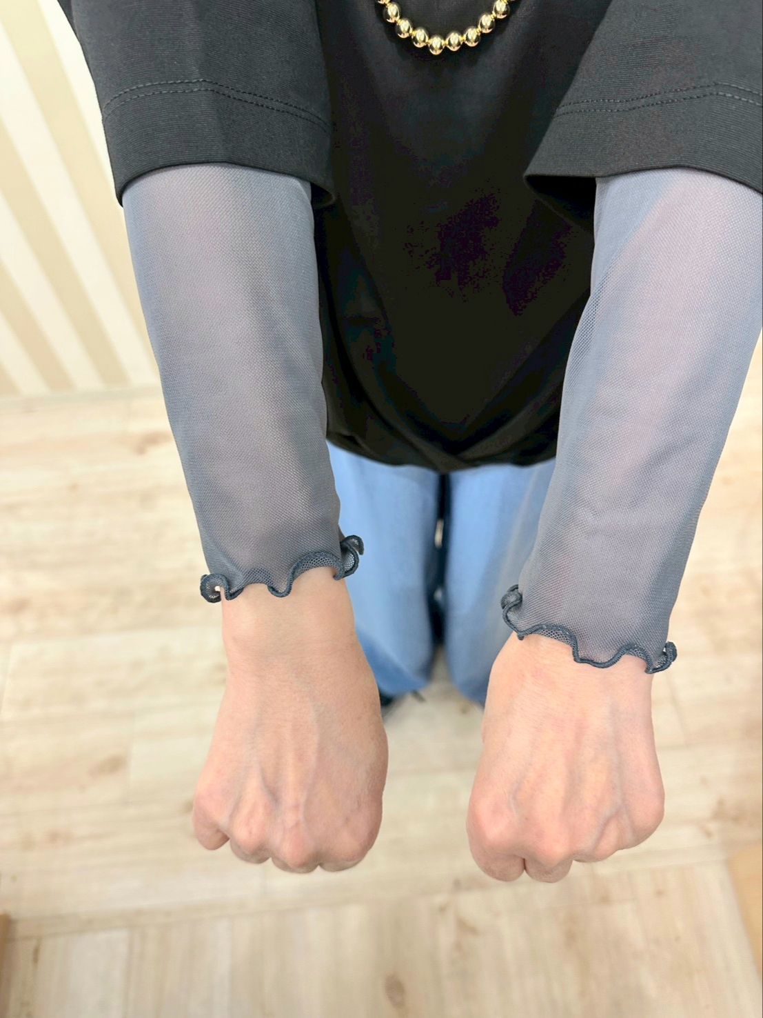 nonaさんの「SHOO･LA･RUE｜【UV/体型カバー】とろみフロントタック7分袖ゆるトップス」を使ったコーディネート