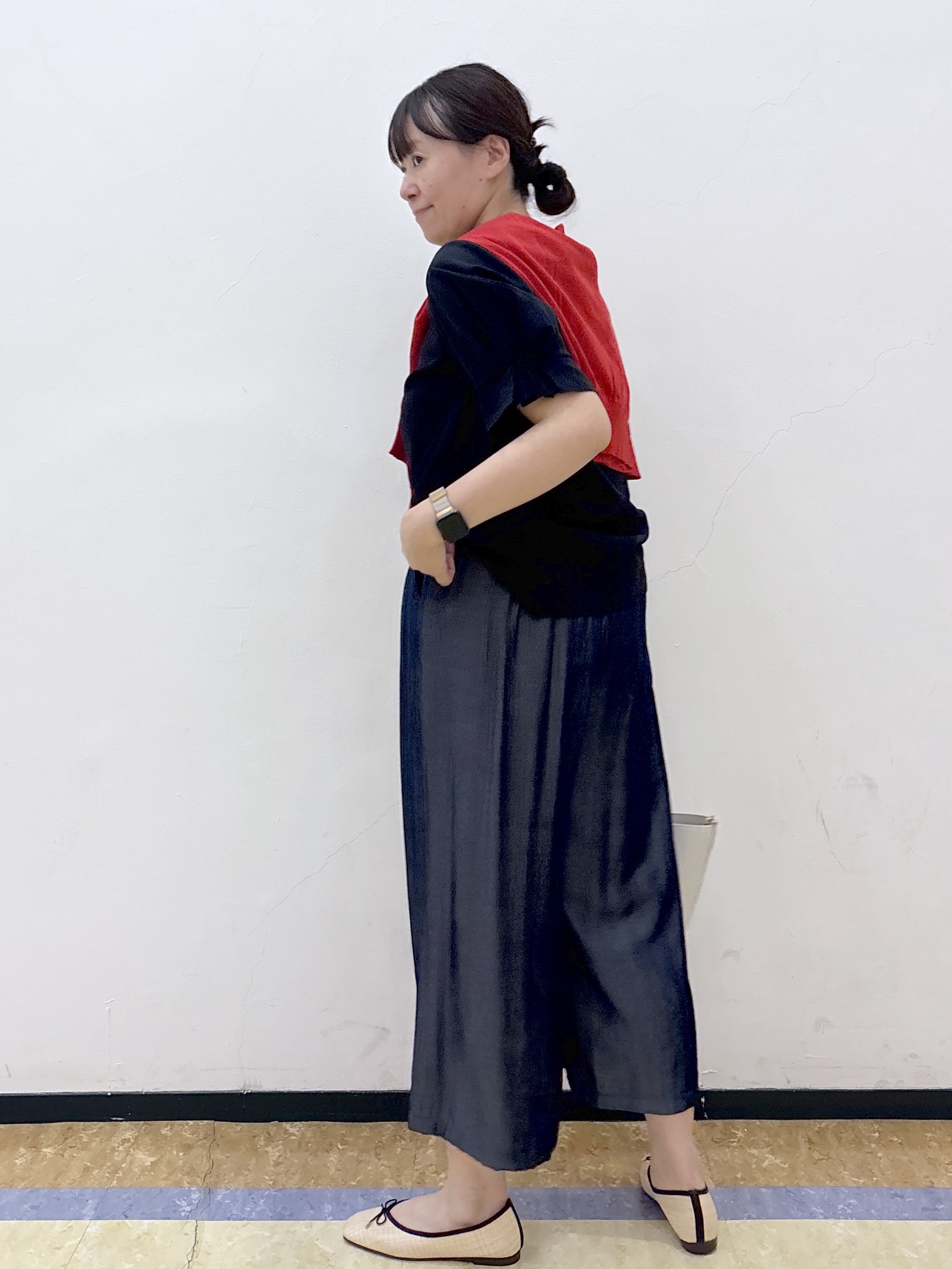 akariさんの「index｜【接触冷感】ビジューボタンカーディガン《抗ピリング／洗濯機OK》」を使ったコーディネート