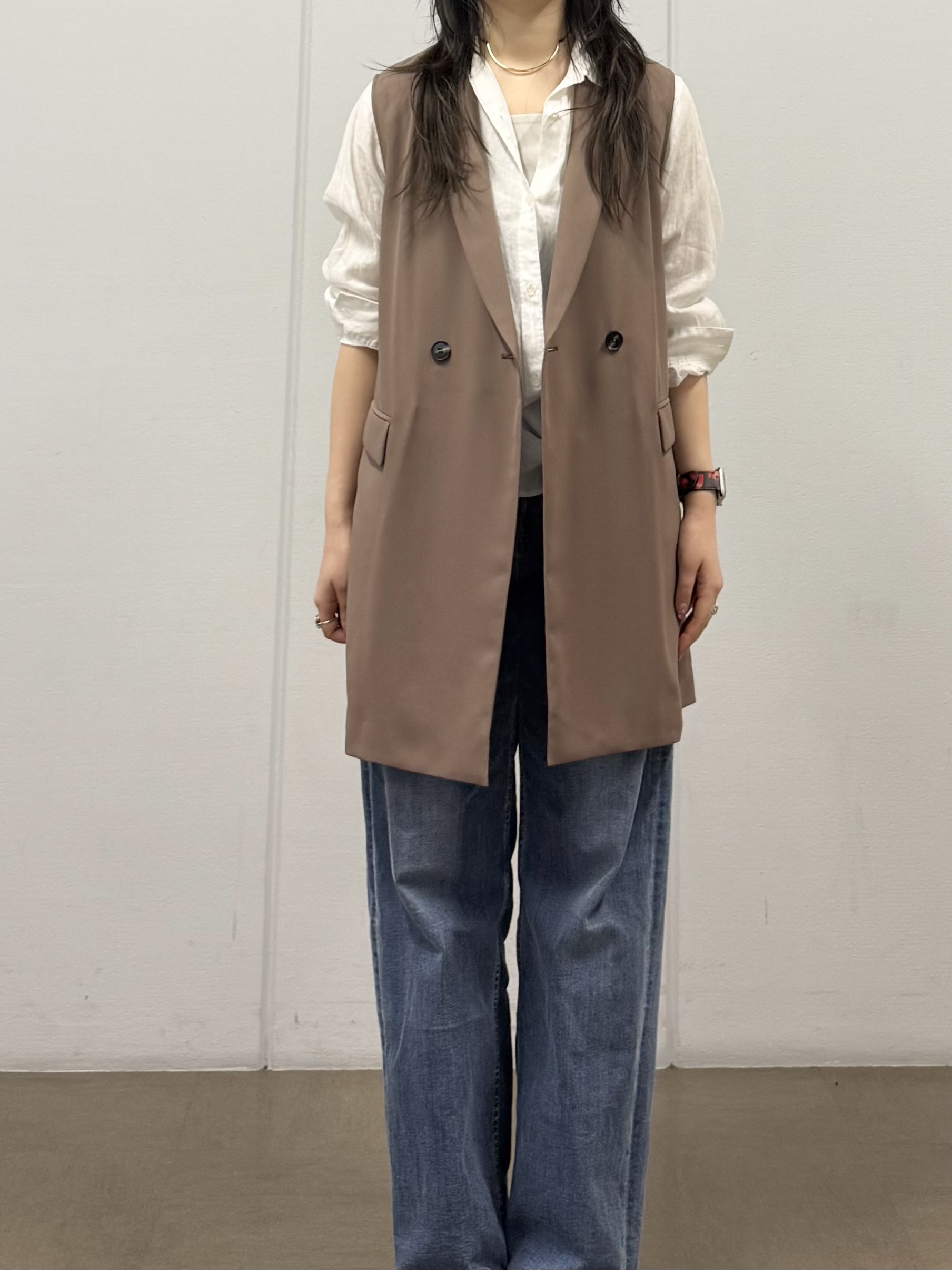 mizukiさんの「INDIVI｜【接触冷感／透湿／着る日傘】颯爽ジレジャケット」を使ったコーディネート