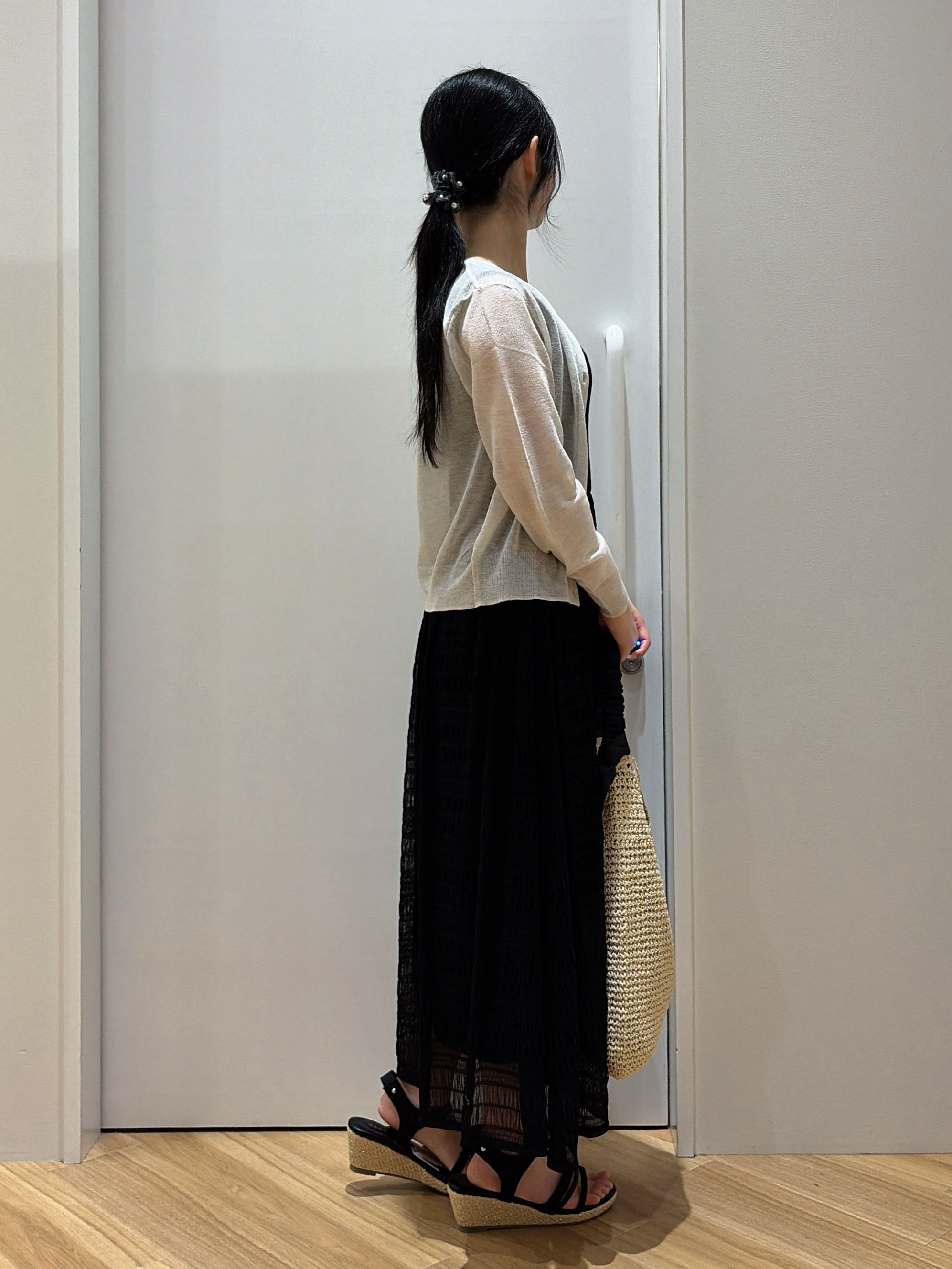 kanonさんの「grove｜高評価！【洗える/名品】大人の透け感、シアーカーディガン」を使ったコーディネート