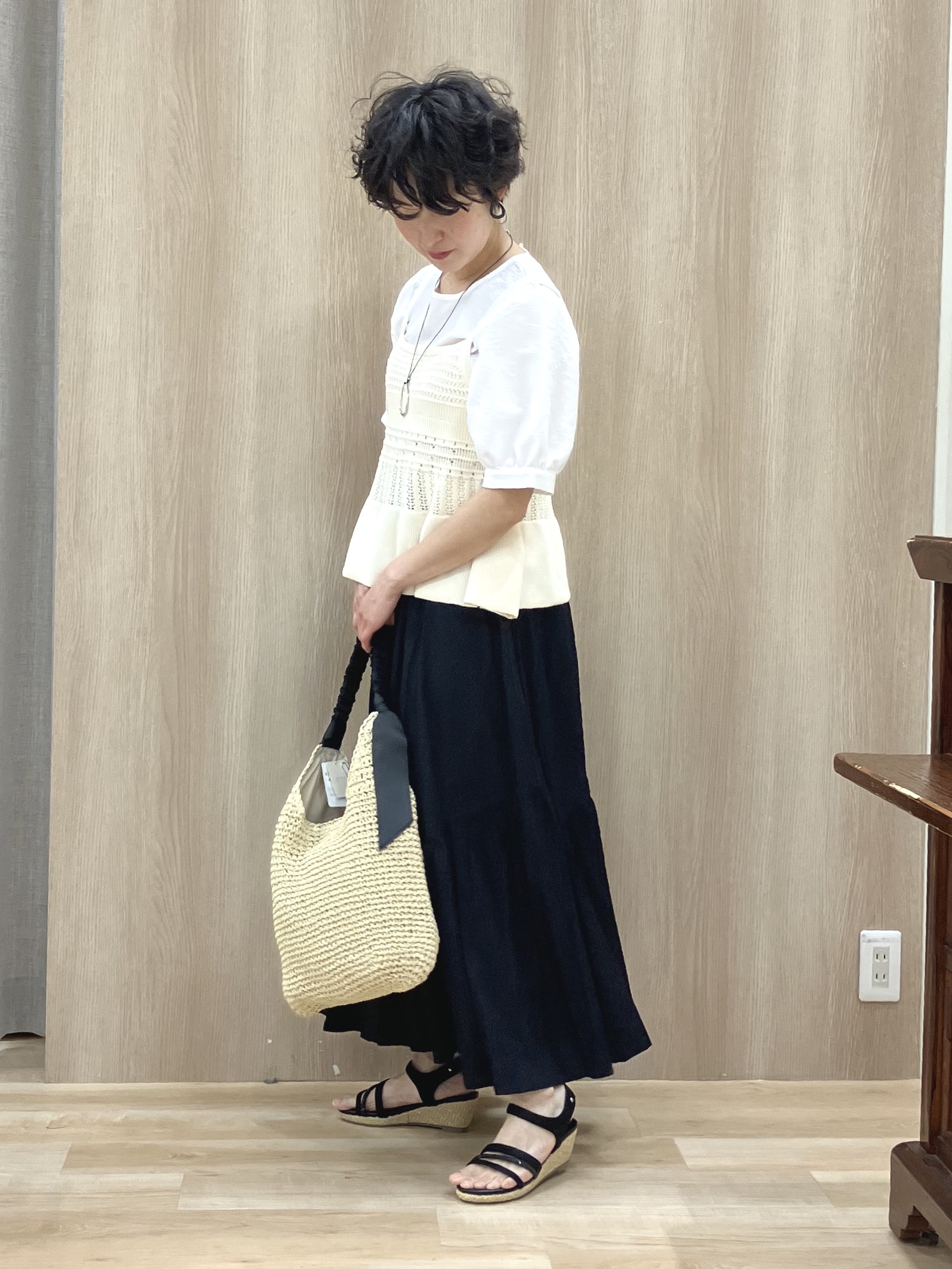 Keiさんの「grove｜人気急上昇！【貴島明日香さん着用】軽やかにゆれる、ティアードスカート」を使ったコーディネート