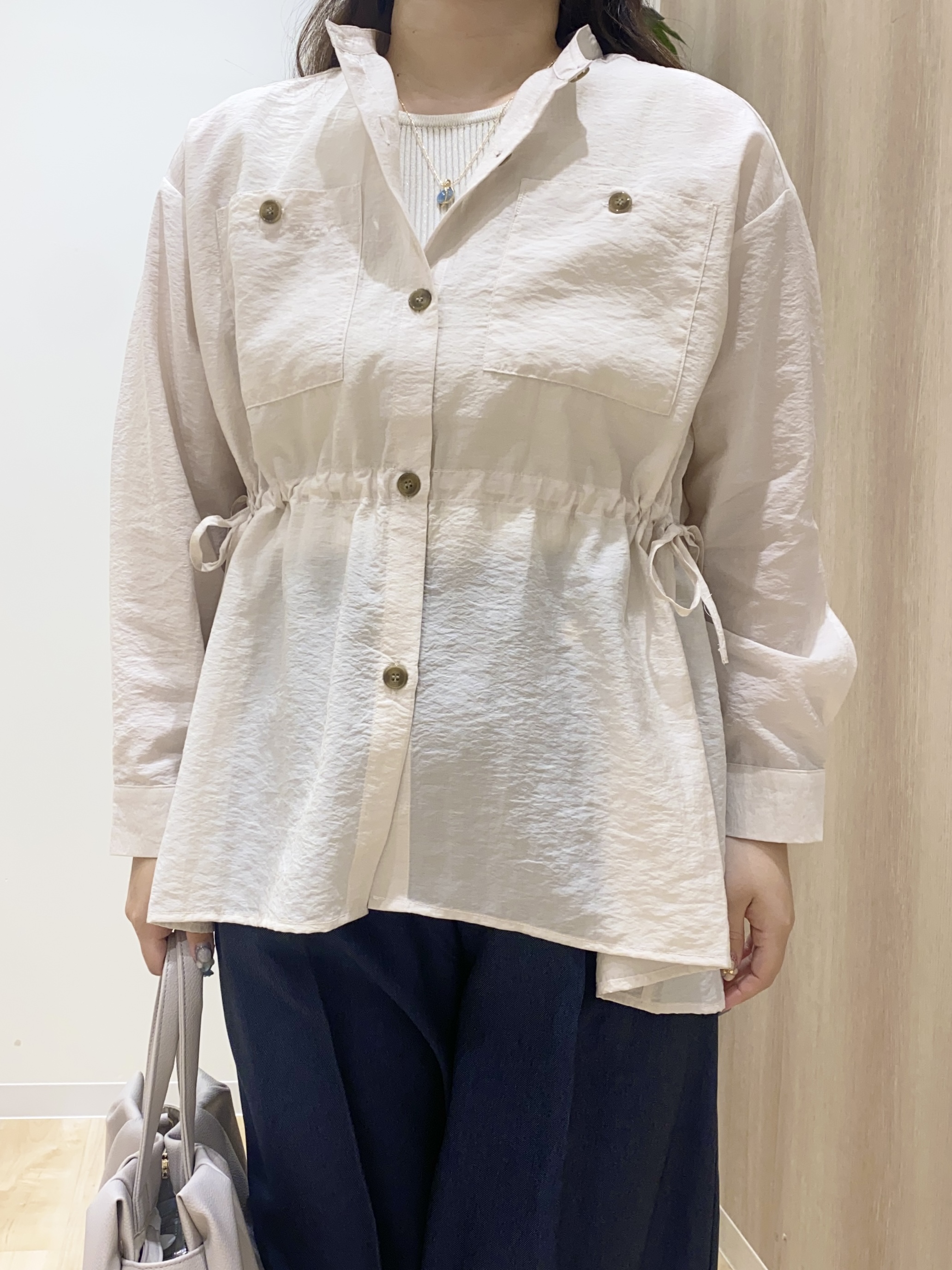 HANAさんの「grove｜高評価！【体型カバー・洗える】シアーサファリシャツジャケット」を使ったコーディネート