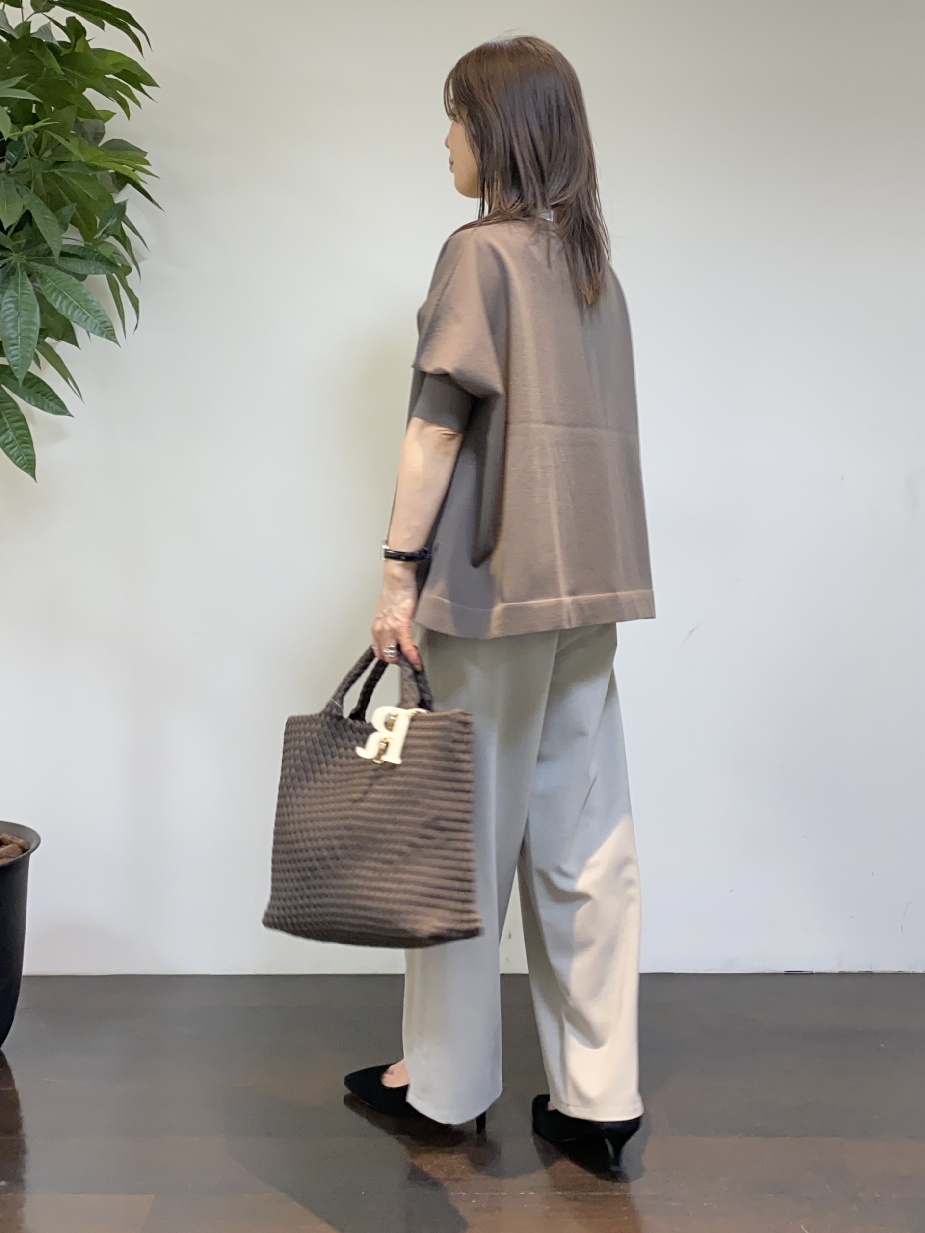 tomoさんの「UNTITLED｜【シワになりにくい/セットアップ可/接触冷感】ハーフスリーブジャケット」を使ったコーディネート