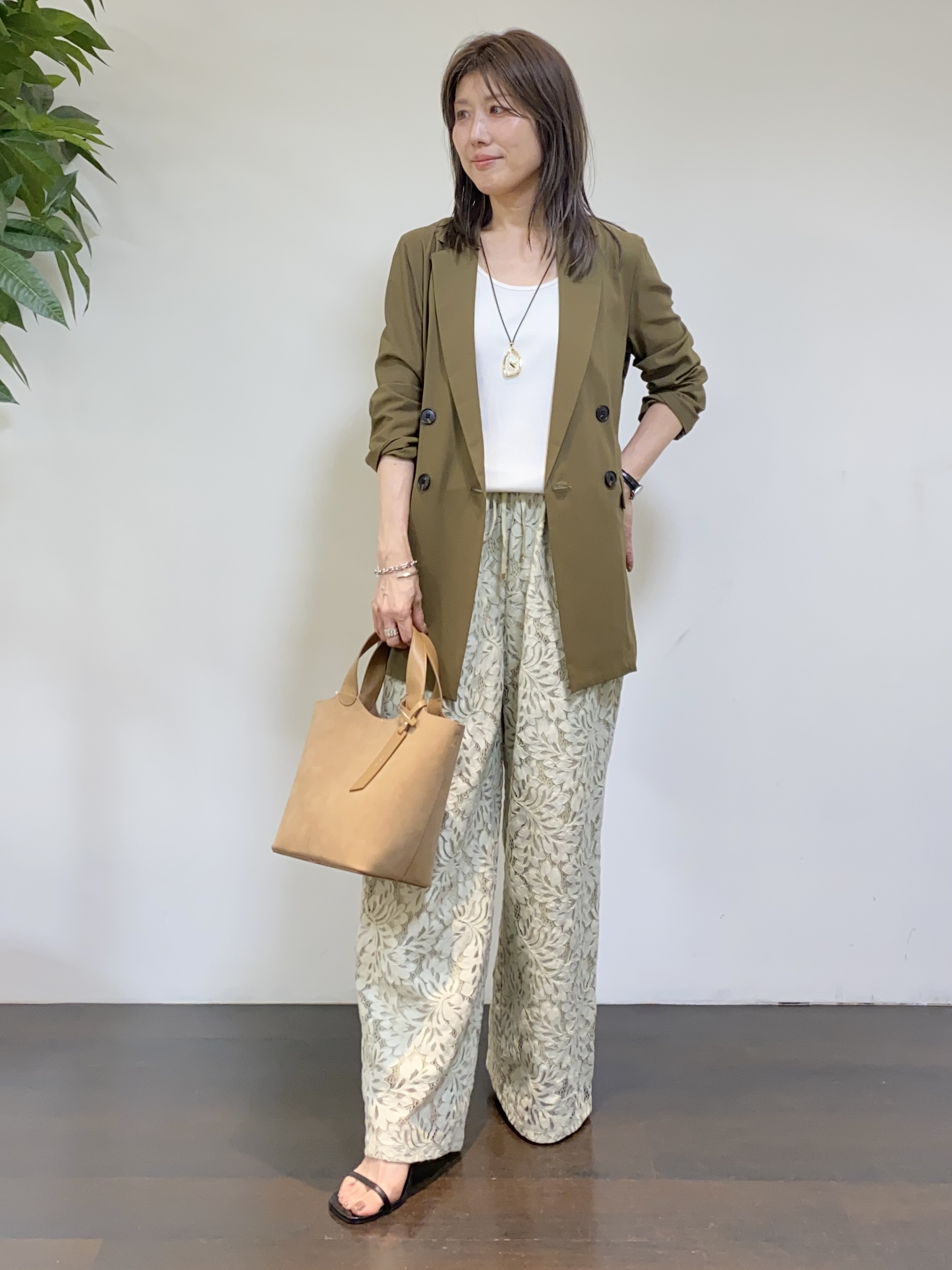 tomoさんの「UNTITLED｜◆【セットアップ可/接触冷感/通気性】ドライシアーダブルジャケット」を使ったコーディネート