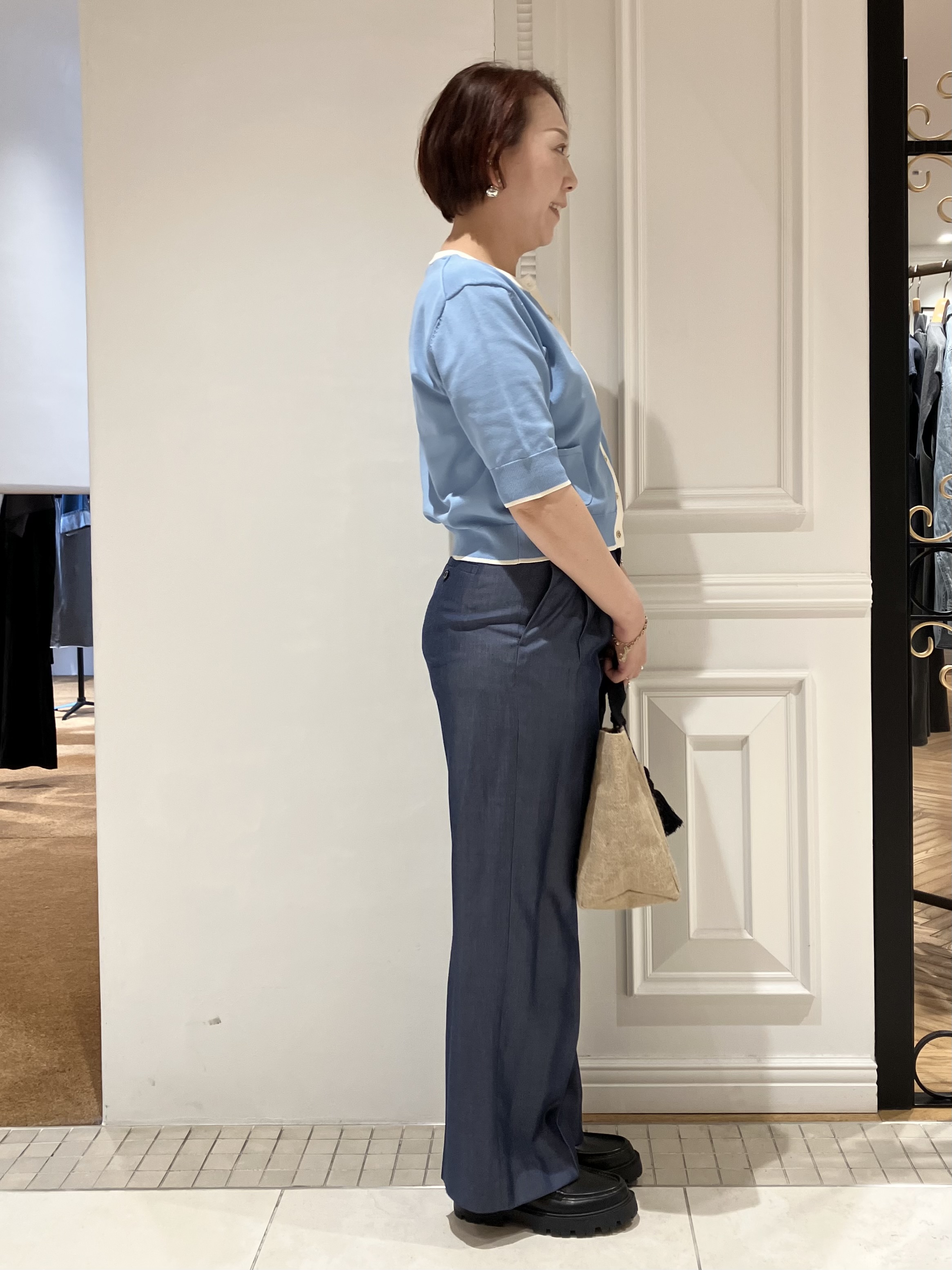 TAJIさんの「DRESSTERIOR｜【otonaMUSE5月号掲載/セットアップ可】テンセルデニムワイドパンツ」を使ったコーディネート