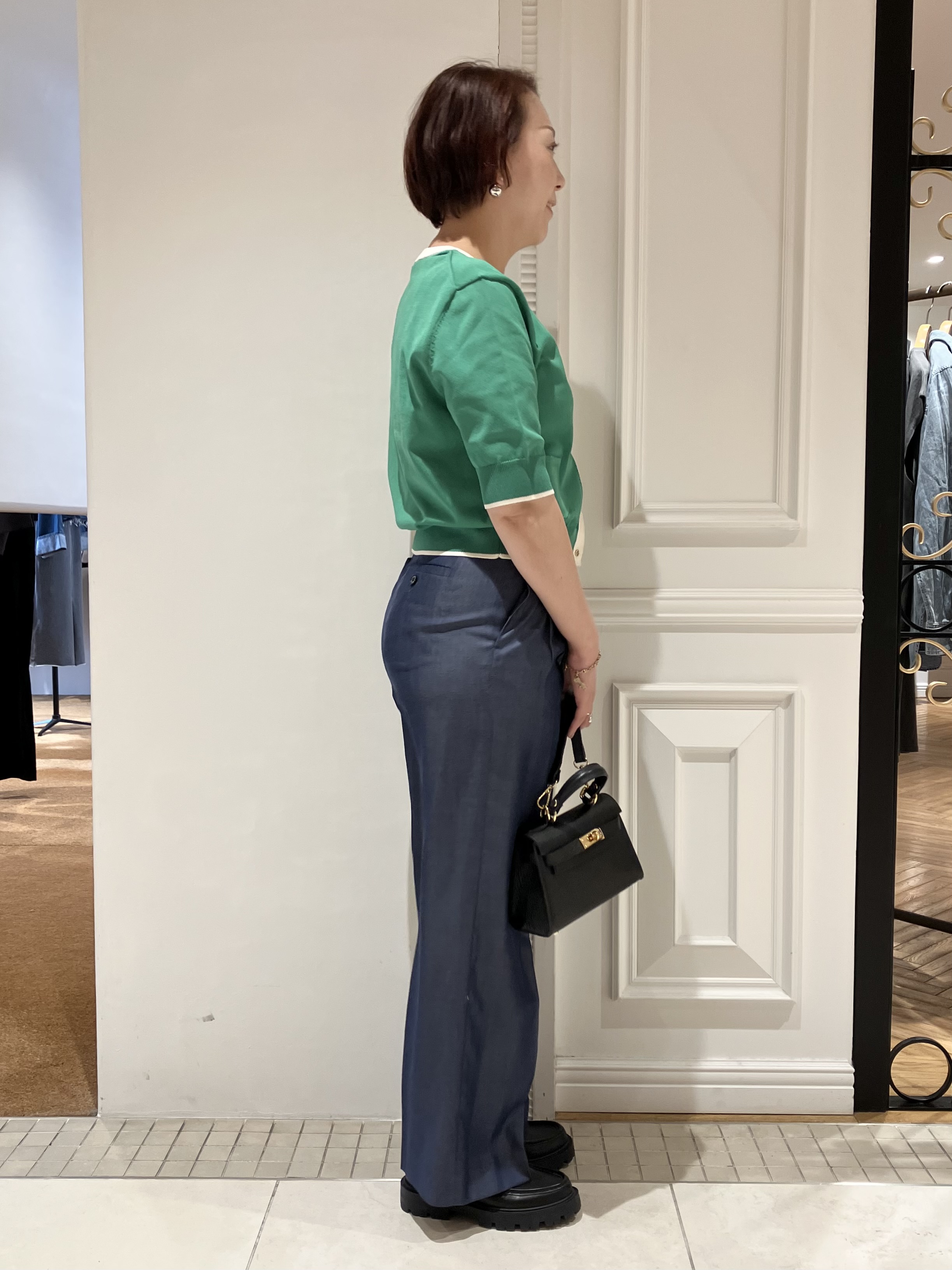 TAJIさんの「DRESSTERIOR｜【otonaMUSE5月号掲載/セットアップ可】テンセルデニムワイドパンツ」を使ったコーディネート