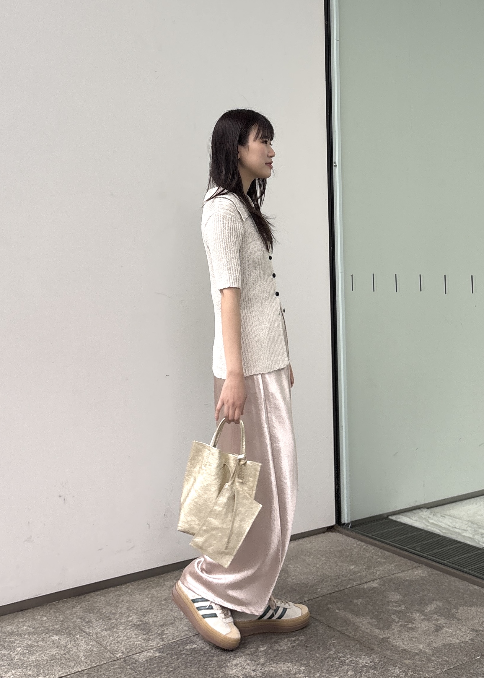 Renoさんの「INDIVI｜ハーフスリーブポロニットカーデ」を使ったコーディネート