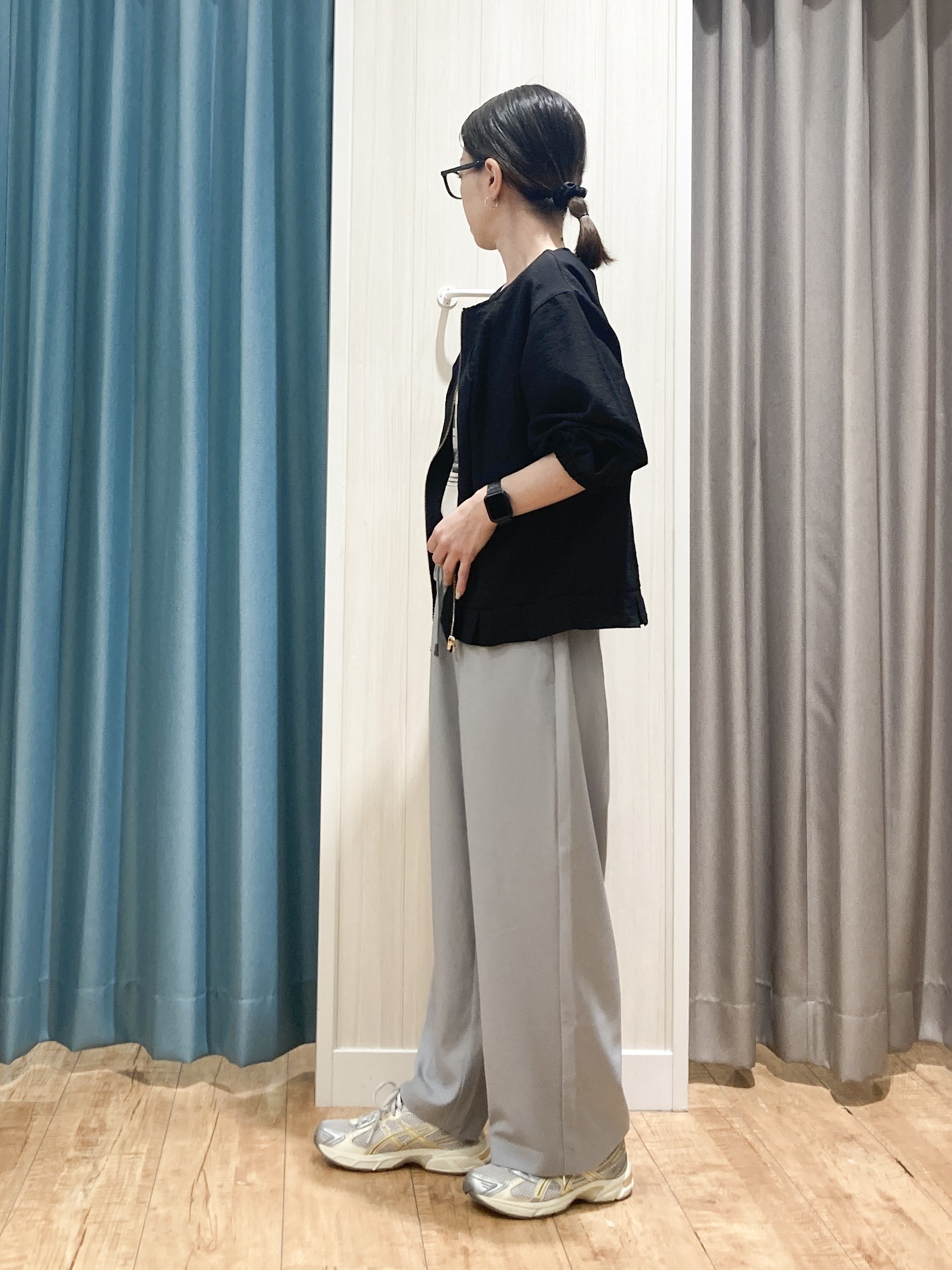 thさんの「SHOO･LA･RUE｜【ひんやり/S-LL/洗濯機可】色・柄選べる お袖チュールレイヤード プリントアソートTシャツ」を使ったコーディネート