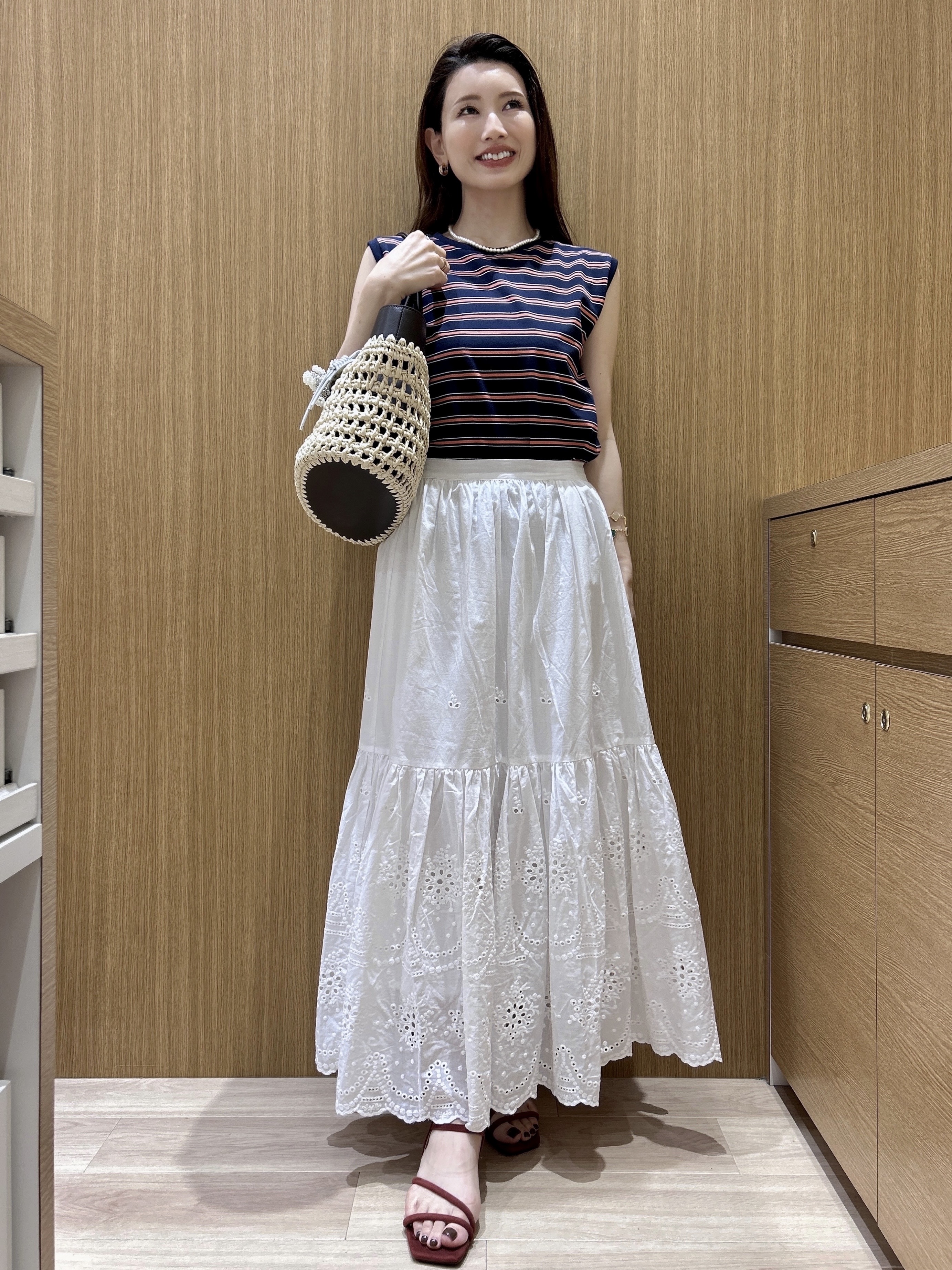 maiさんの「OPAQUE.CLIP｜マルチボーダーアソート ノースリーブTシャツ【洗濯機OK】」を使ったコーディネート