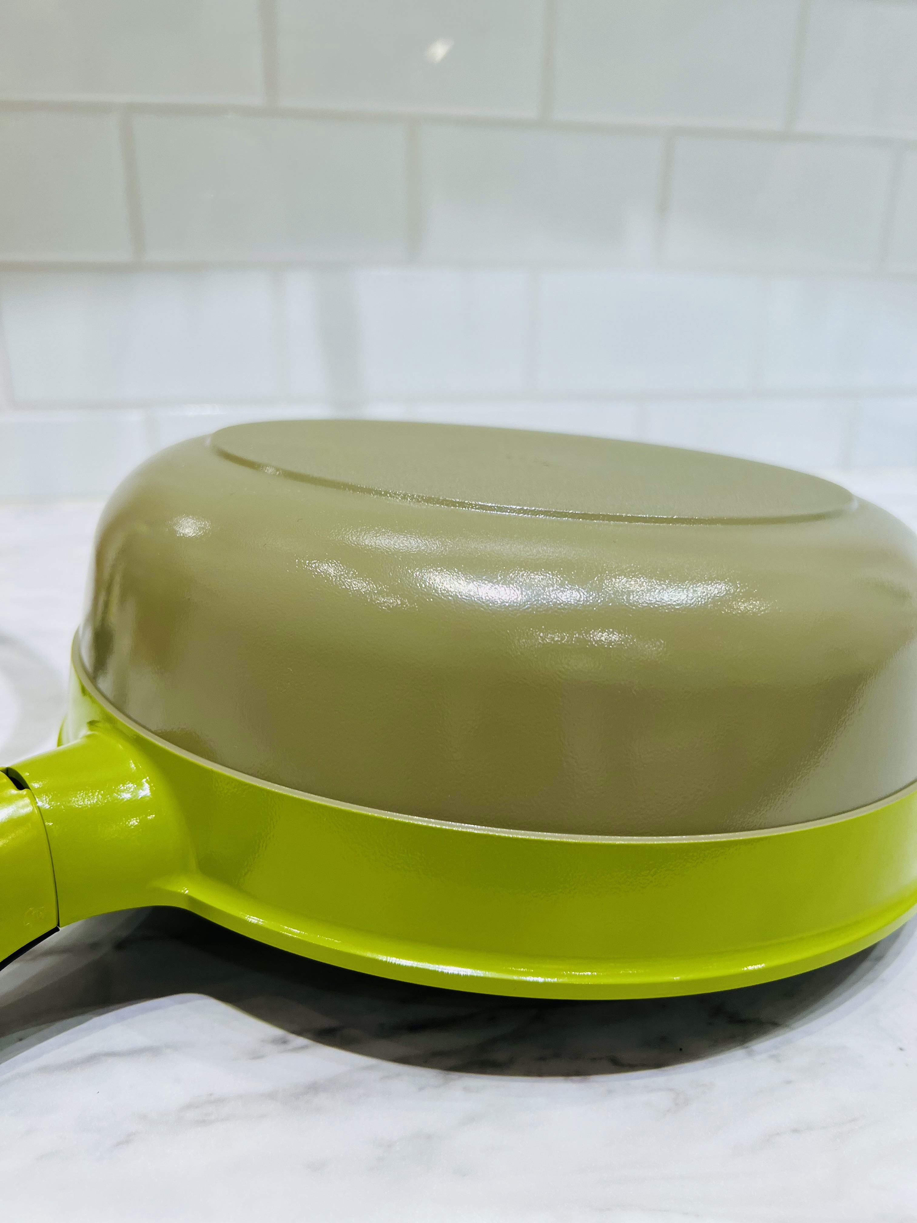 nagiさんの「212 KITCHEN STORE｜レモンフラワー ショートミトン NT」を使ったコーディネート