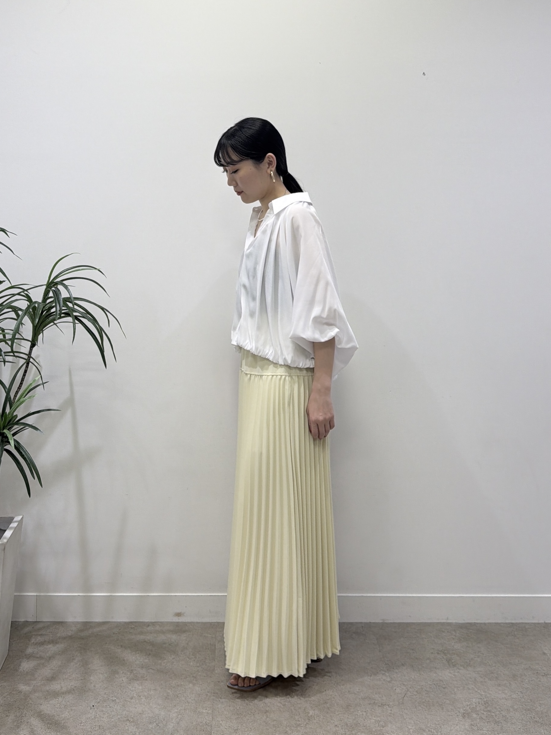 rinaさんの「INDIVI｜バルーンシアーブラウス【接触冷感】」を使ったコーディネート