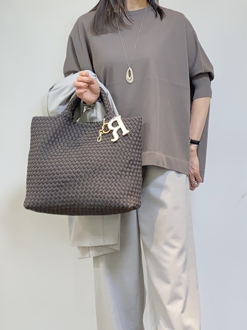 tomoさんの「UNTITLED｜【シワになりにくい/セットアップ可/接触冷感】ハーフスリーブジャケット」を使ったコーディネート