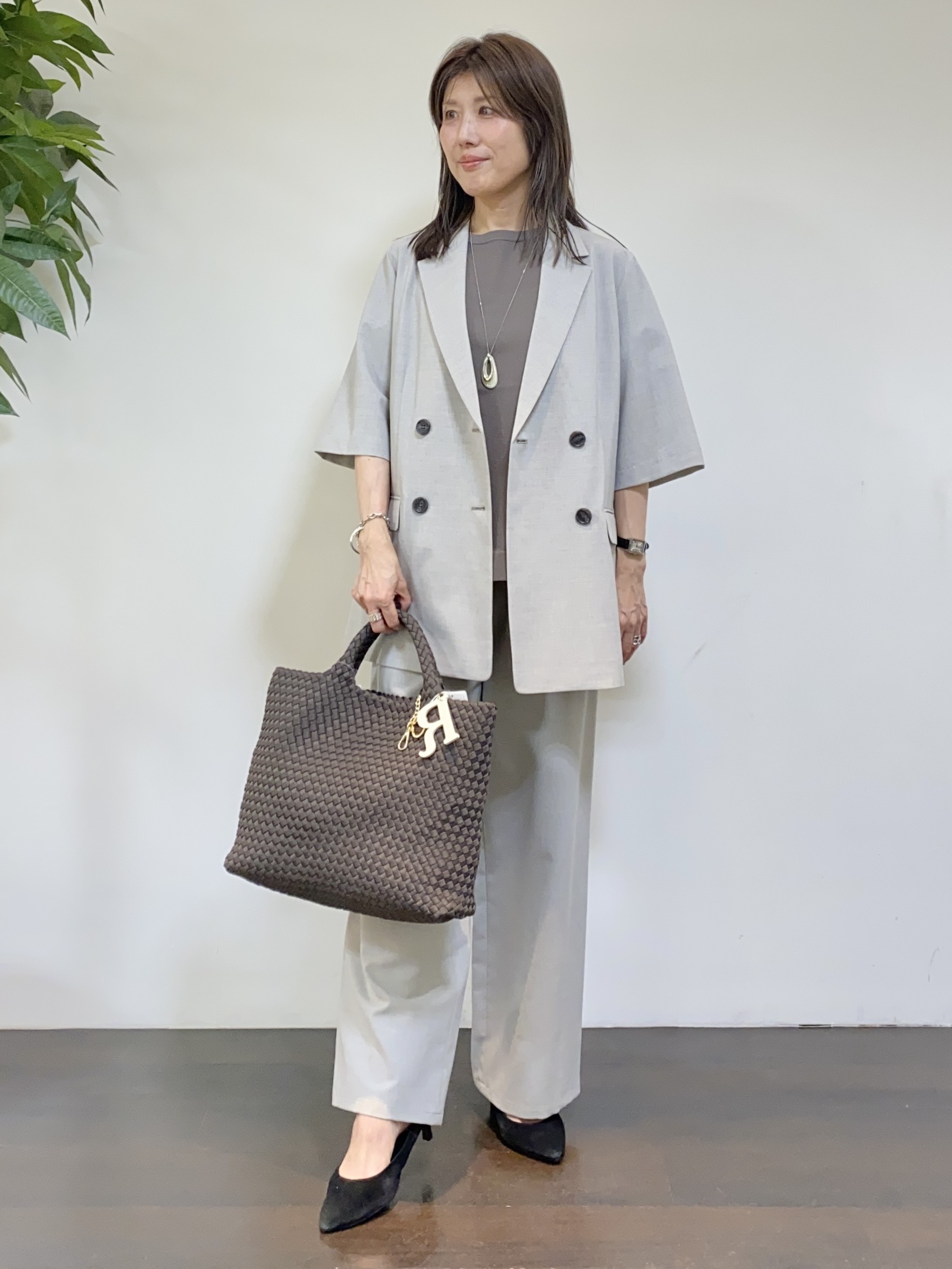 tomoさんの「UNTITLED｜【シワになりにくい/セットアップ可/接触冷感】ハーフスリーブジャケット」を使ったコーディネート