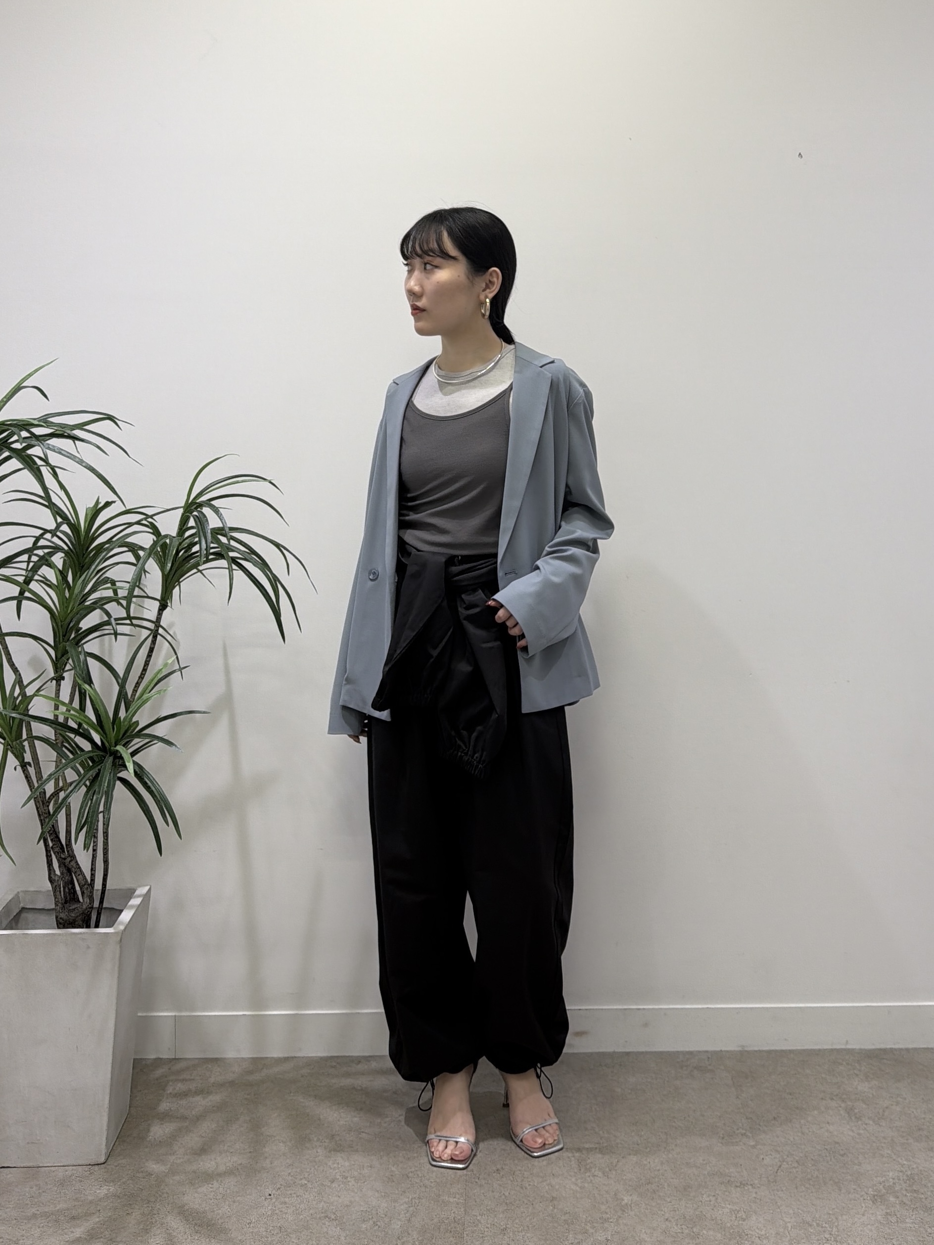 rinaさんの「INDIVI｜シャーリングレイヤータンク」を使ったコーディネート