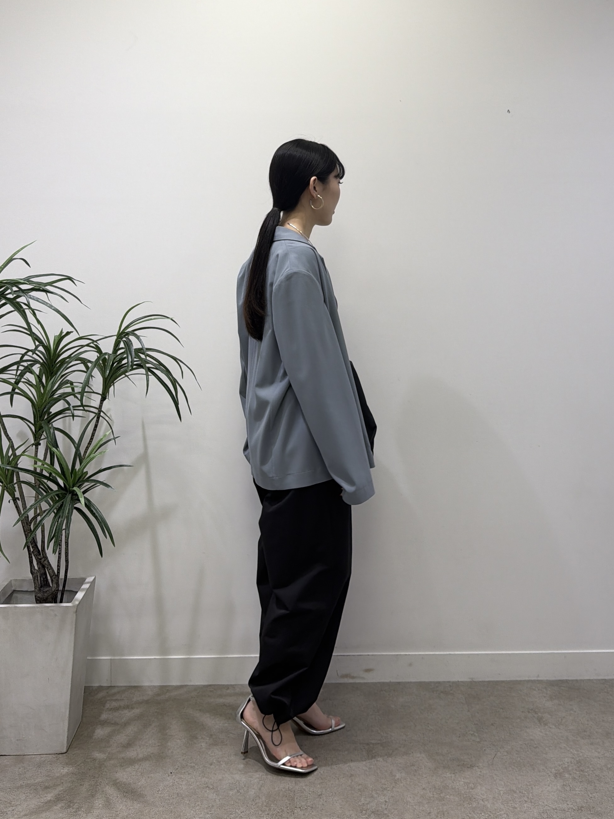 rinaさんの「INDIVI｜シャーリングレイヤータンク」を使ったコーディネート