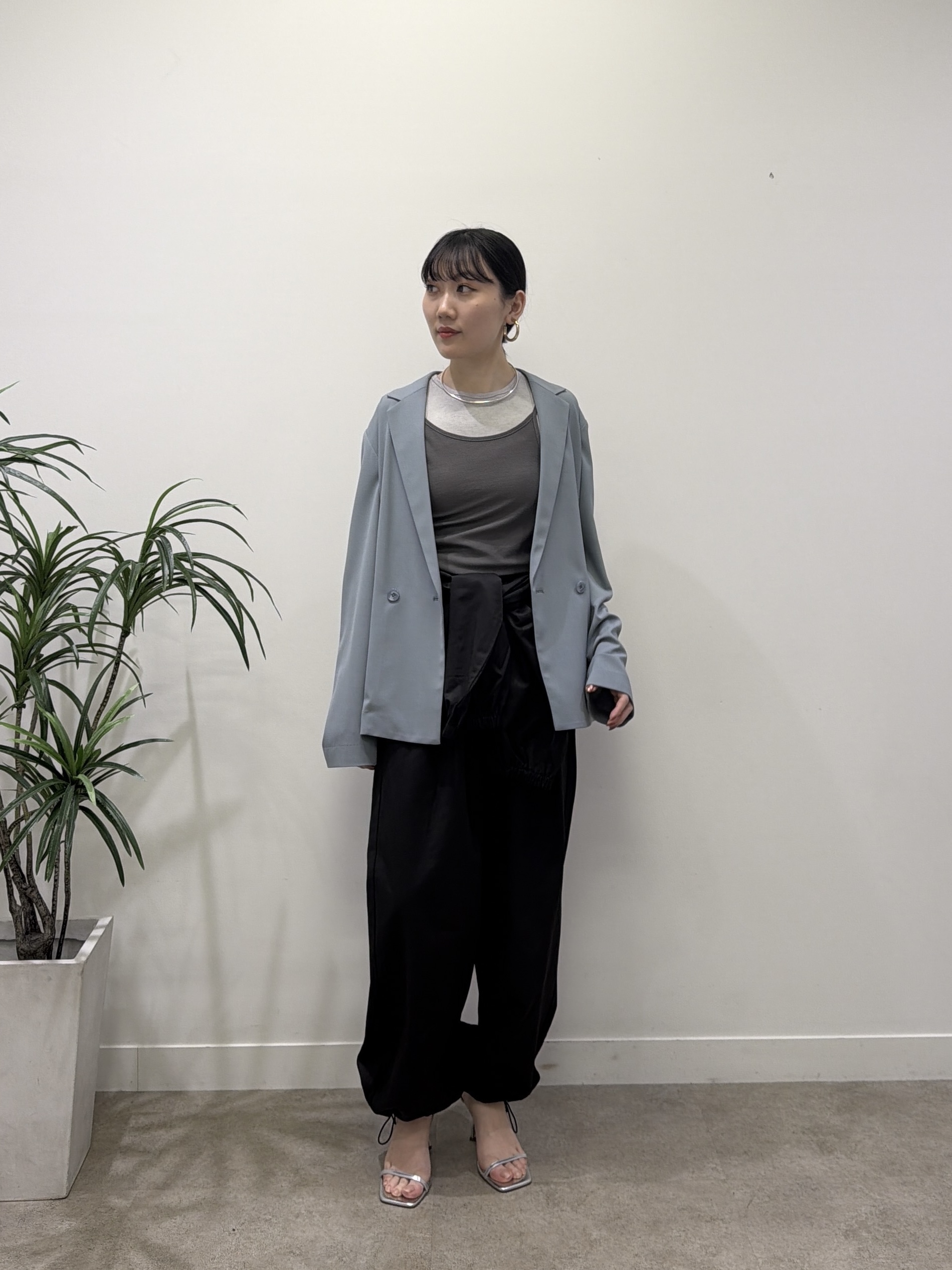 rinaさんの「INDIVI｜シャーリングレイヤータンク」を使ったコーディネート