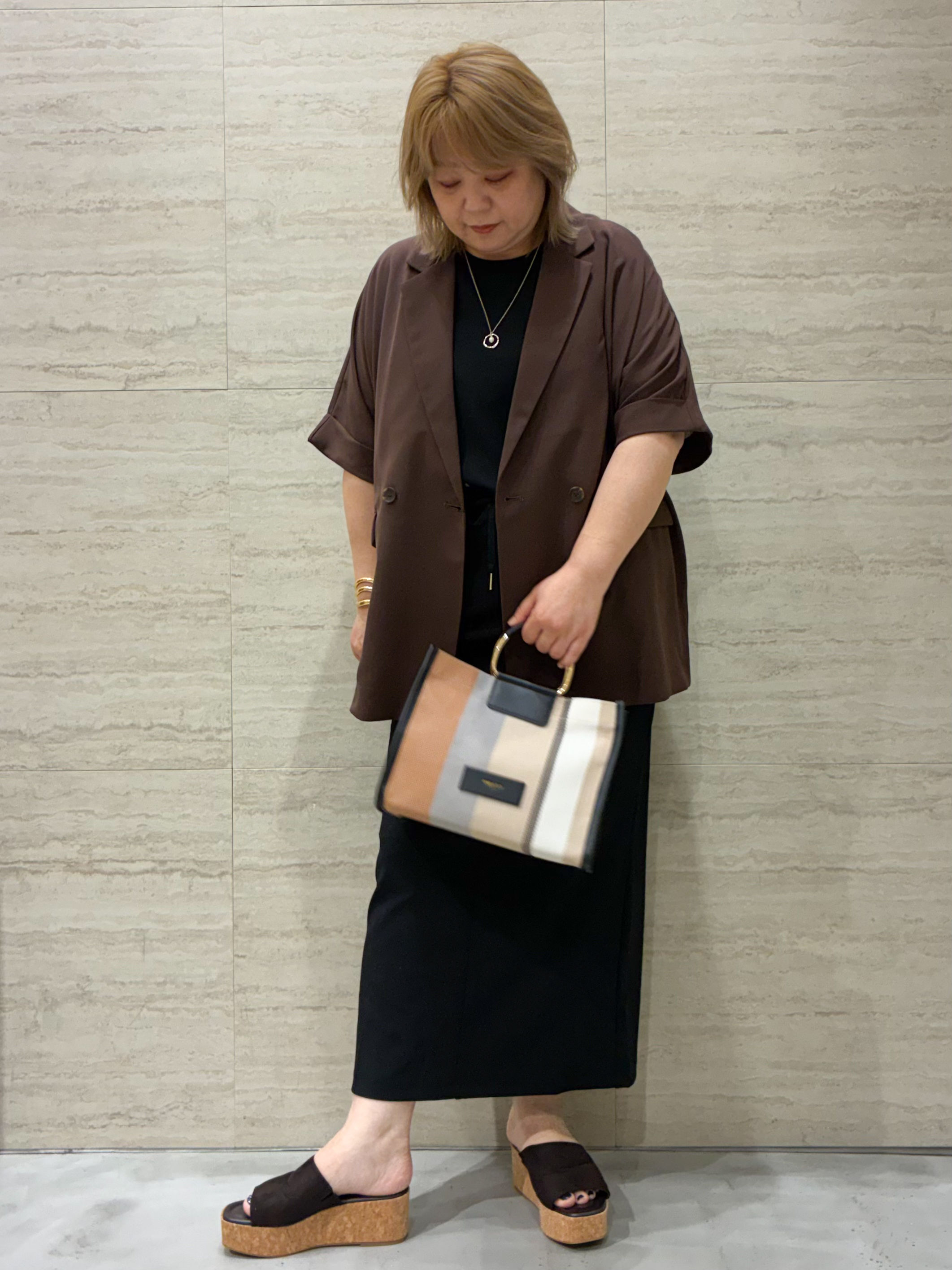 emiさんの「OPAQUE.CLIP｜【接触冷感／吸水速乾／防シワ】リネンライクテーラードジャケット《洗濯機OK》」を使ったコーディネート