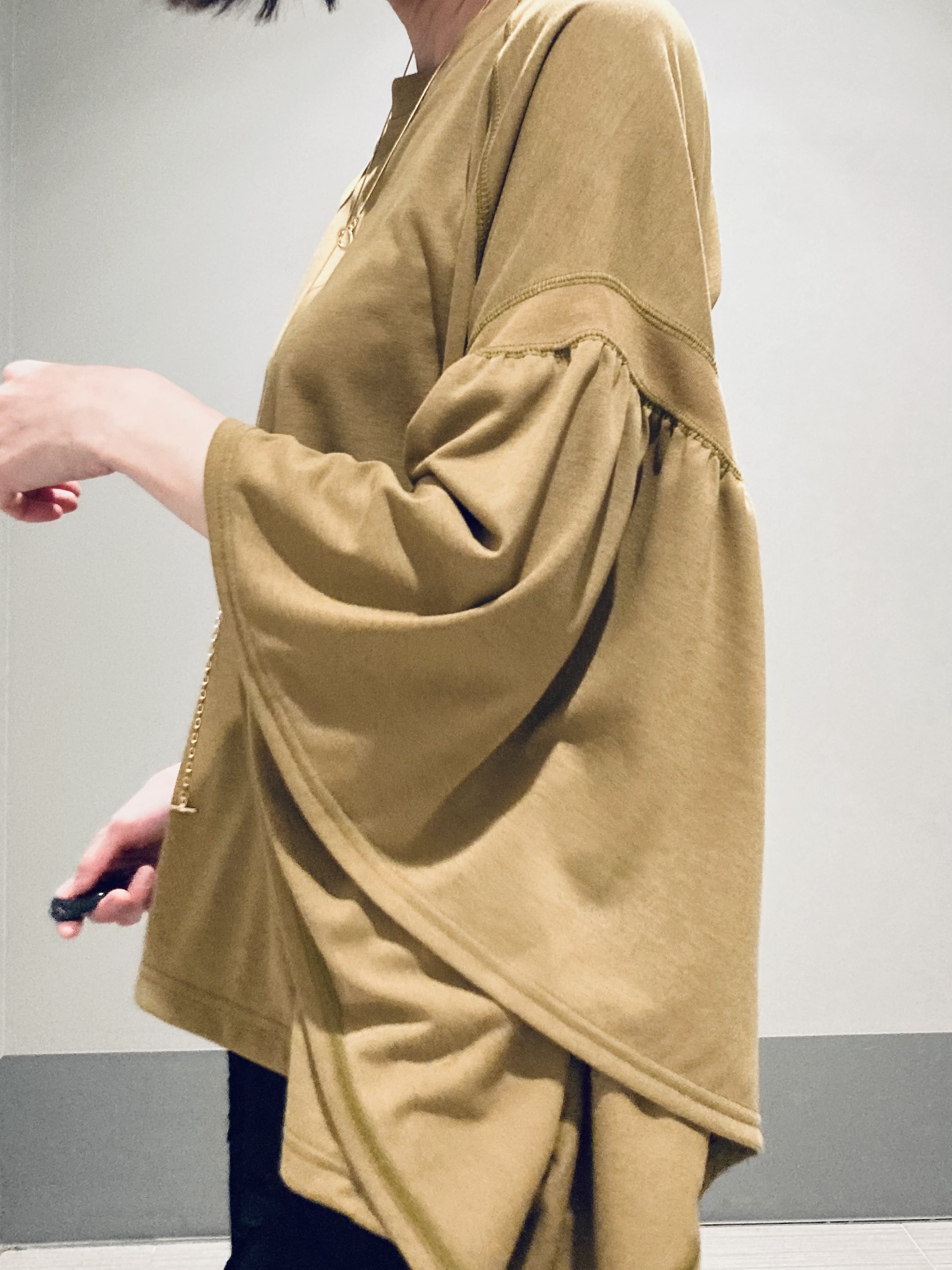 Furuさんの「DRESSTERIOR｜【ウォッシャブル/ウエストゴム】コットンエンブロイダリー イージーパンツ」を使ったコーディネート