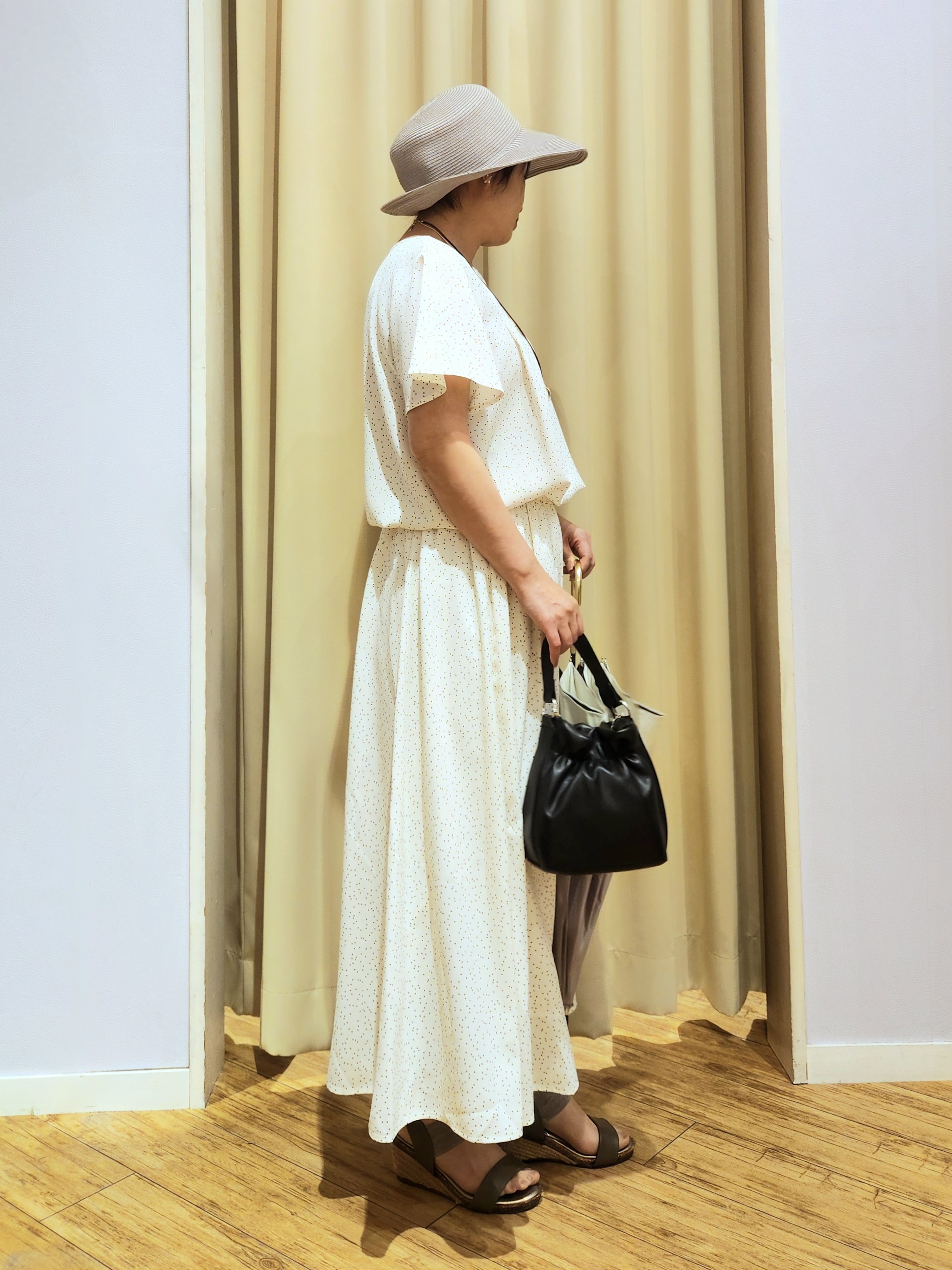 くまさんの「SHOO･LA･RUE｜【UV/セットアップ可】洗濯後しわになりにくい スキッパーブラウス」を使ったコーディネート