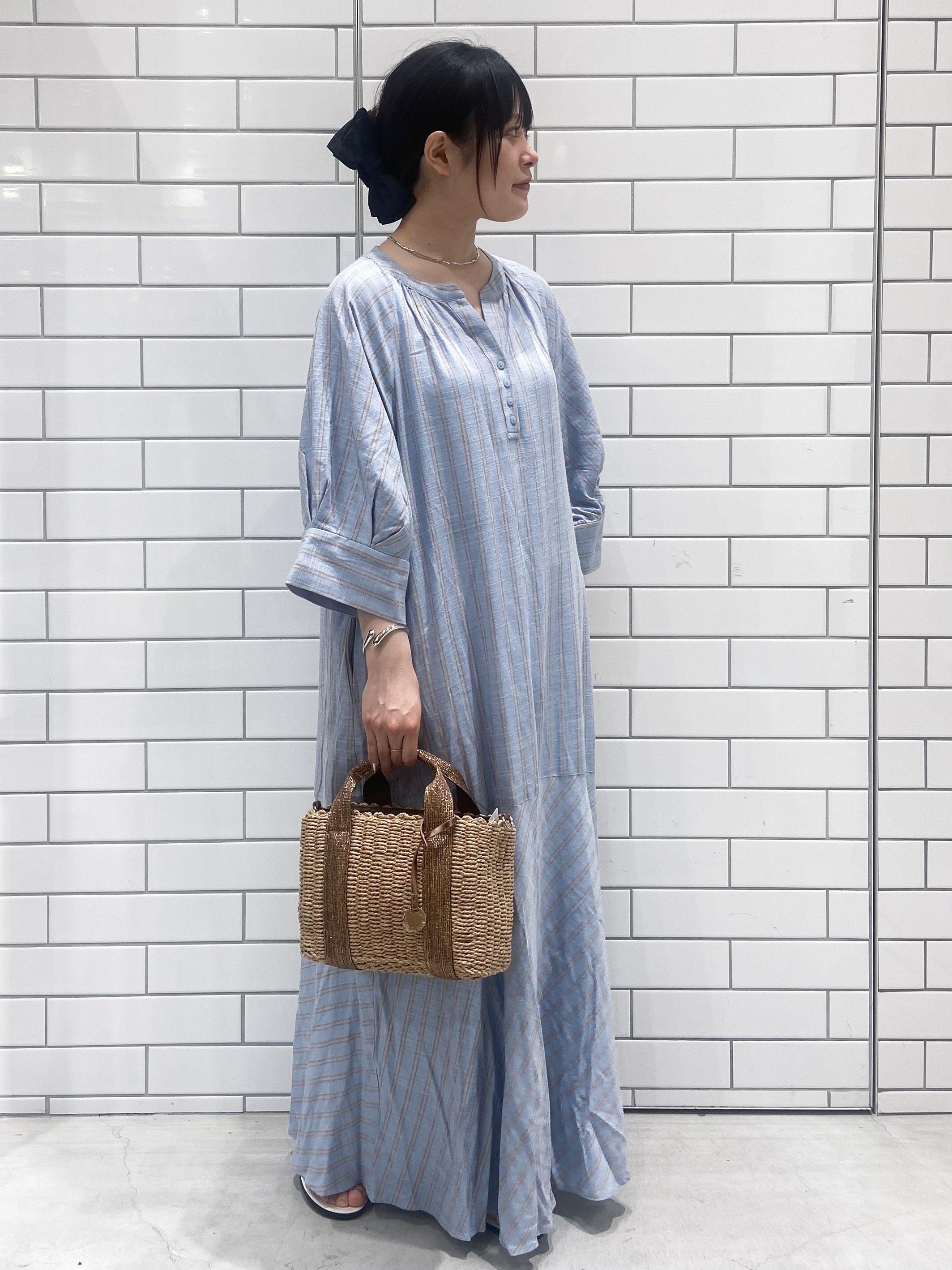 kimiさんの「OPAQUE.CLIP｜キーネックロングワンピース【洗える】」を使ったコーディネート